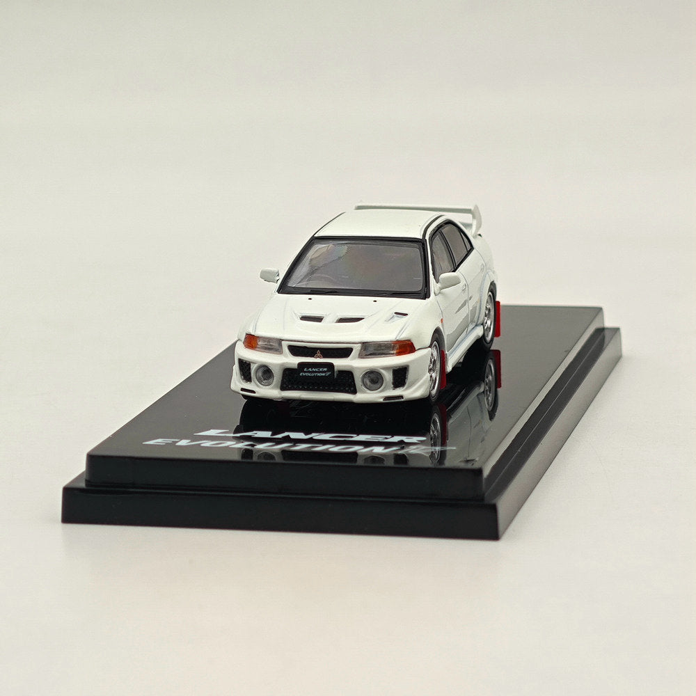 1/64 Scale Mitsubishi Lancer Evolution V GSR (CP9A) 1998 White Diecast Model Car - Hobby Japan HJ642032AW - Perfect for Collectors, Display Cases & Racing Dioramas