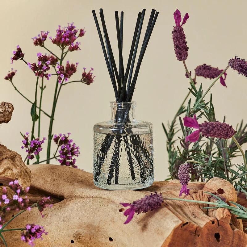 French Cade Lavender Reed Diffuser - Premium Home Fragrance Oil Set for Living Room, Bedroom & Bathroom - Aromatherapy Relaxation Gift