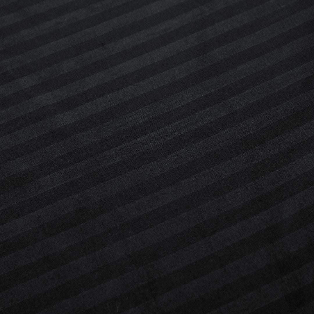 1000 Thread Count Ultra Soft Striped Super King Size Black Duvet Cover Set - Luxury Bedding for Master Bedroom, Guest Room & Hotel Use