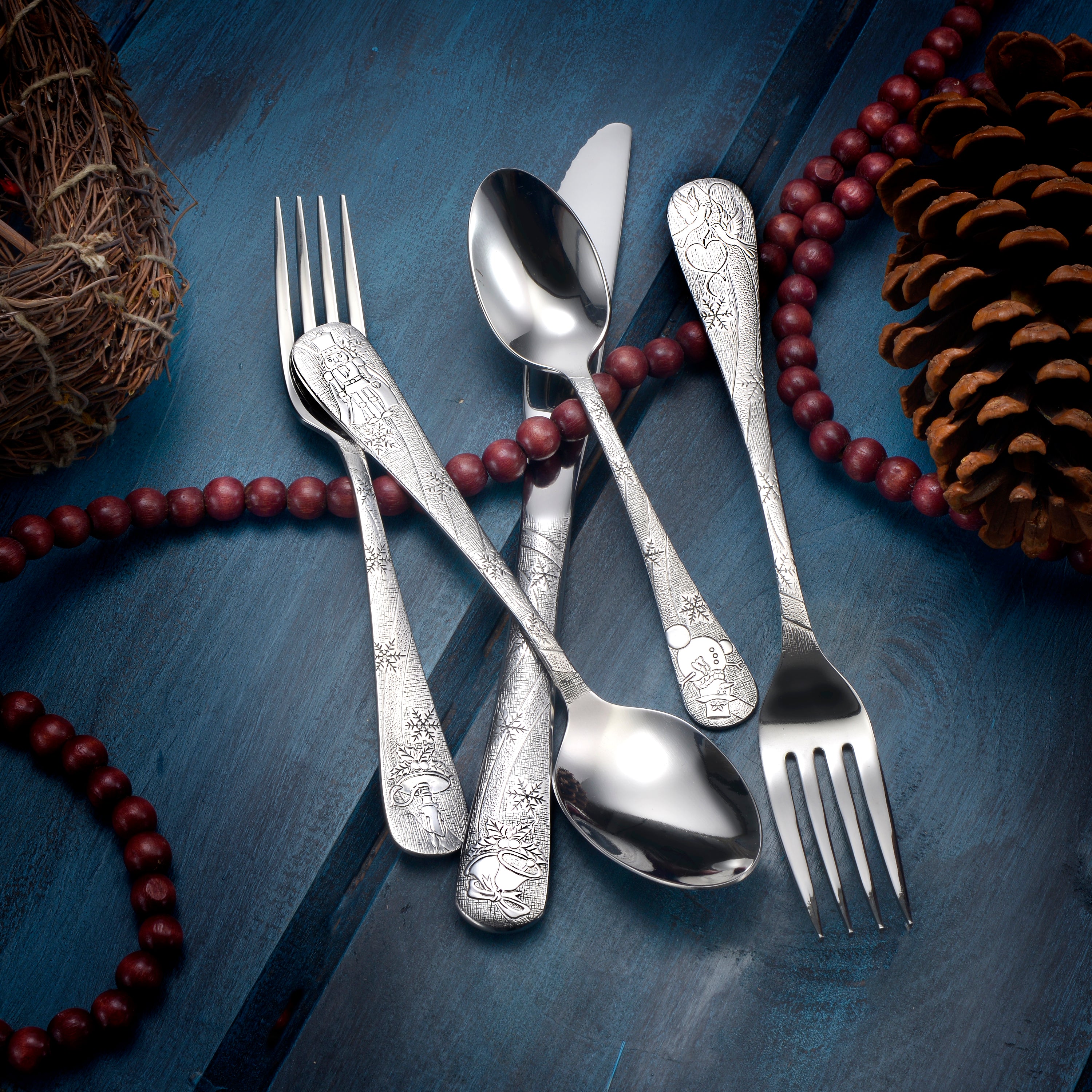 65-Piece Holiday Dinnerware Set - Elegant Plates, Bowls & Mugs for Christmas, Thanksgiving & Family Gatherings - Perfect for Festive Dining & Entertaining