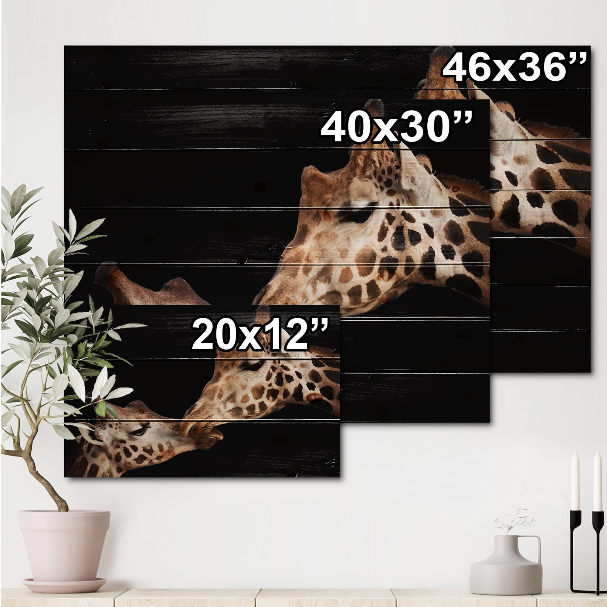 DesignQ Two Giraffes Kissing Wood Wall Art - Farmhouse Decor, Brown Animal Print on Natural Pine Wood Panel - Perfect for Living Room, Bedroom & Nursery Wall Decor