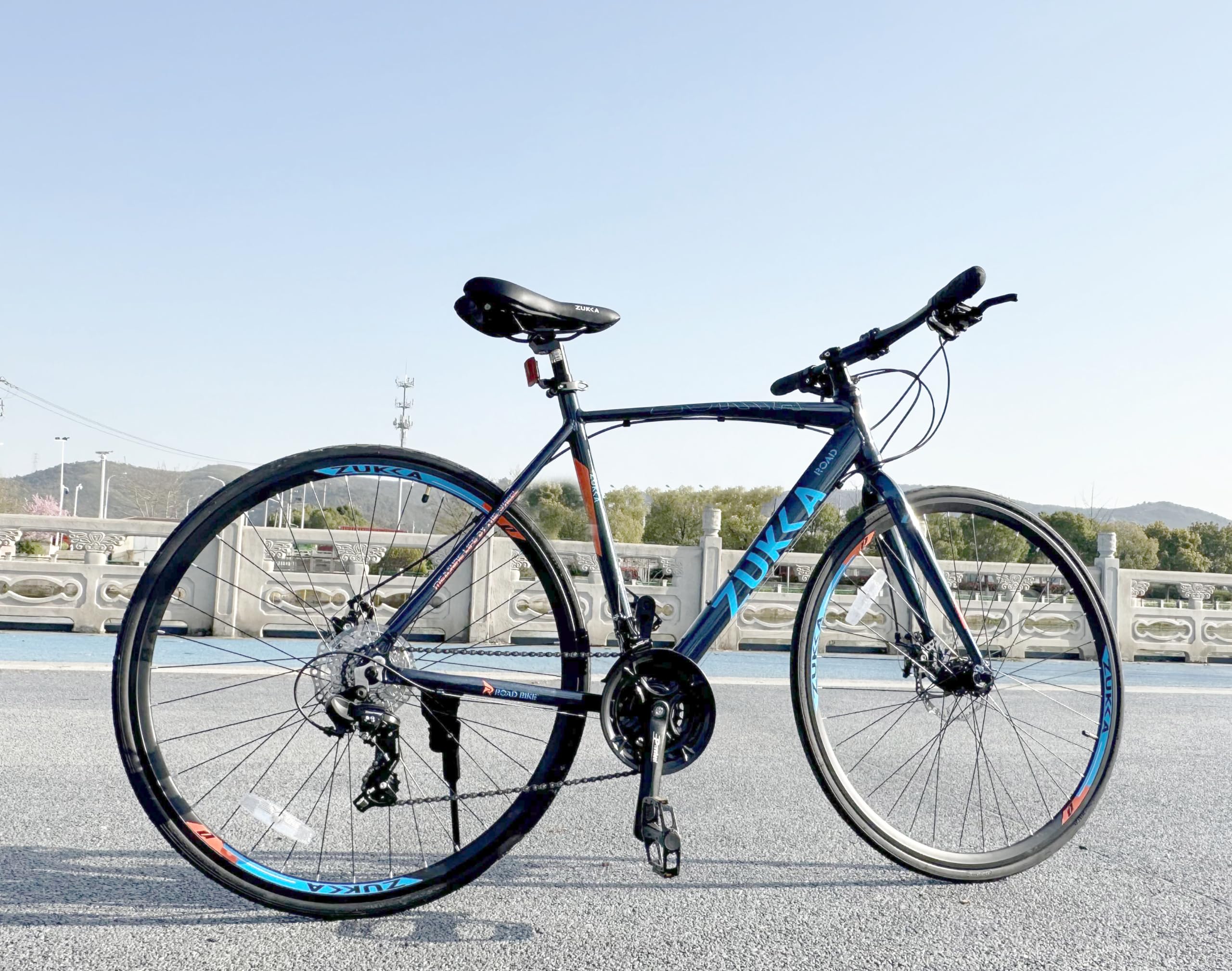 **MEGHNA 700C Road Bike - 24 Speed, Dual Disc Brake, Flat Handlebar Hybrid Commuter Bike for Men, Women & Teens - Perfect for City Riding, Fitness & Daily Commutes**