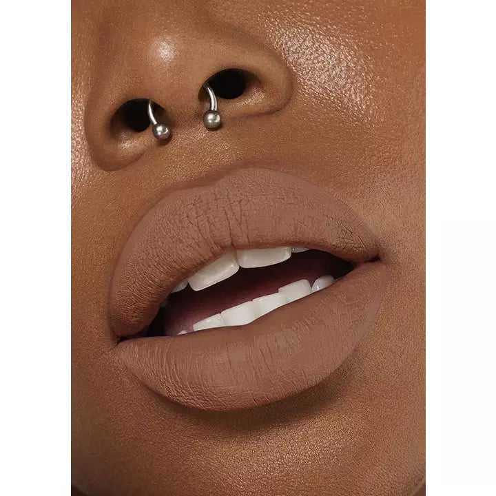 Velvety Matte Lipstick - Long Lasting & Hydrating Lip Color for Day & Night Wear - Perfect for Parties, Dates & Everyday Glam