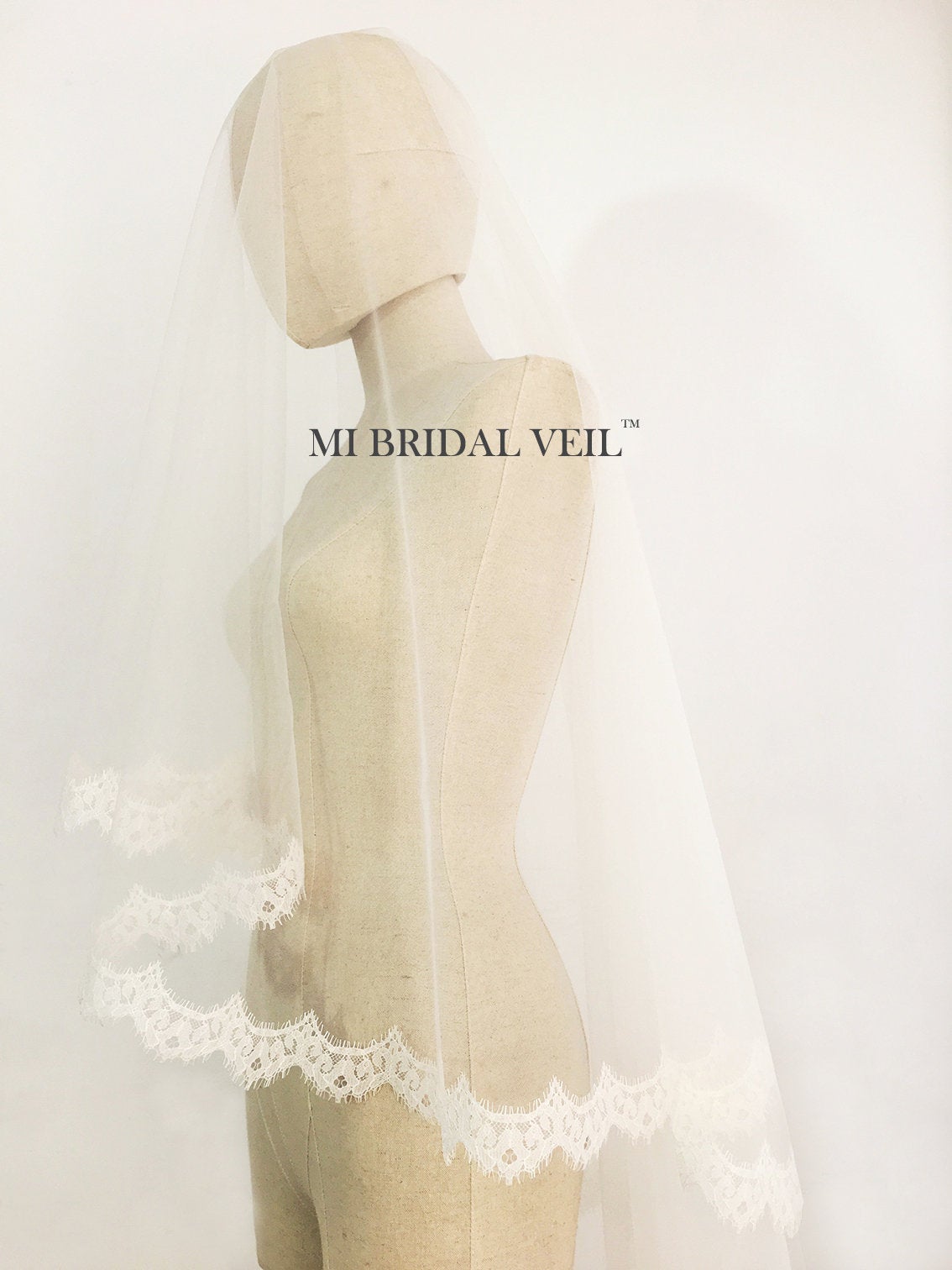 Elegant Cathedral Lace Wedding Veil with Blusher - Mantilla Lace Bridal Veil for Bride | Perfect for Church Weddings, Formal Ceremonies & Romantic Photos