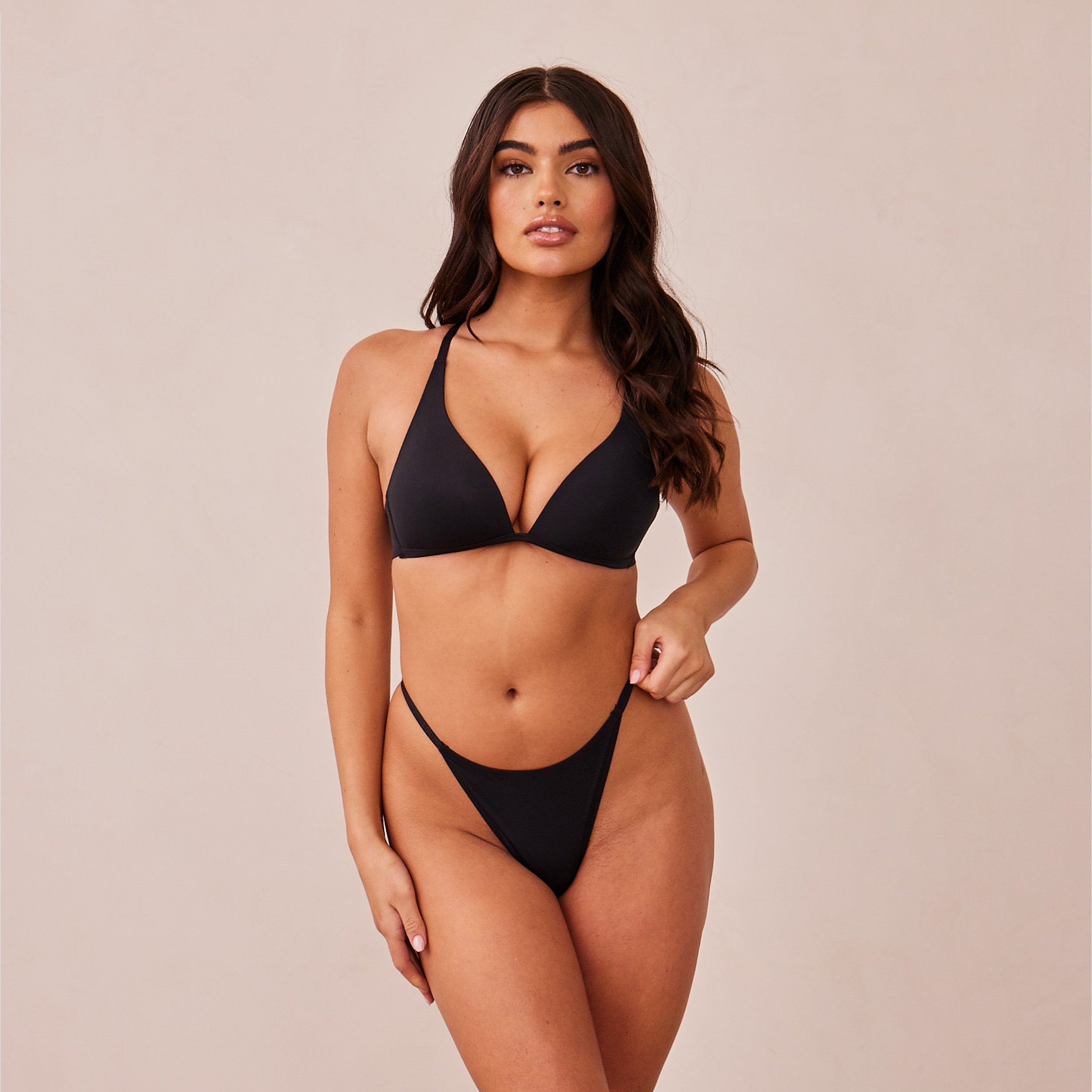 Light Non-Wired Plunge T-Shirt Bra in Black | Comfortable Everyday Wear for Work & Casual Outfits