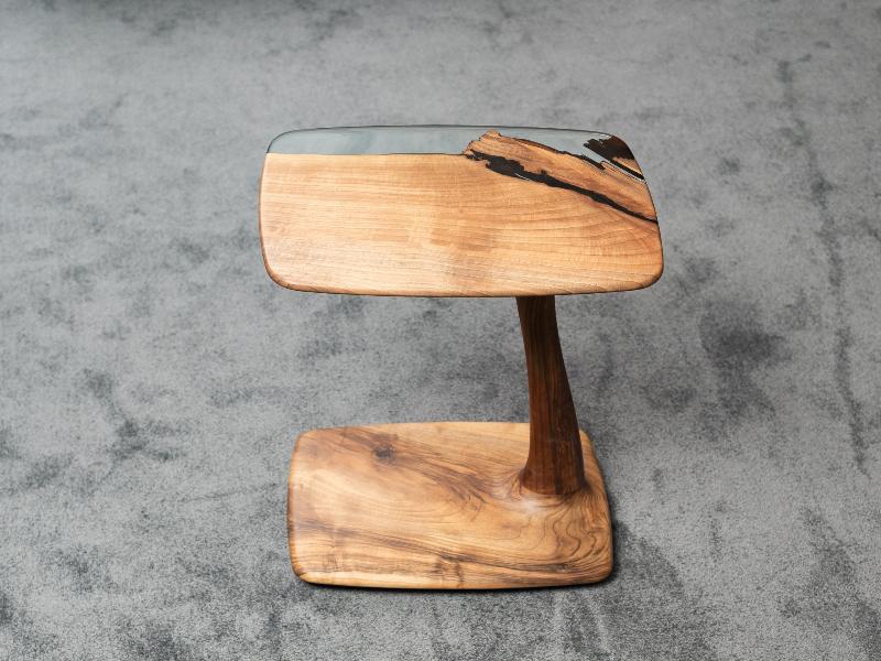Luxury C-Shaped Resin End Table - Modern Side Table for Living Room, Bedroom, Office - Unique Home Decor Gift Idea for Housewarming, Wedding, Birthday