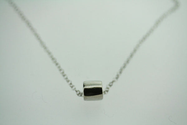 Elegant Clean Tubular Disc Necklace for Women - Minimalist Layering Jewelry for Everyday Wear & Special Occasions