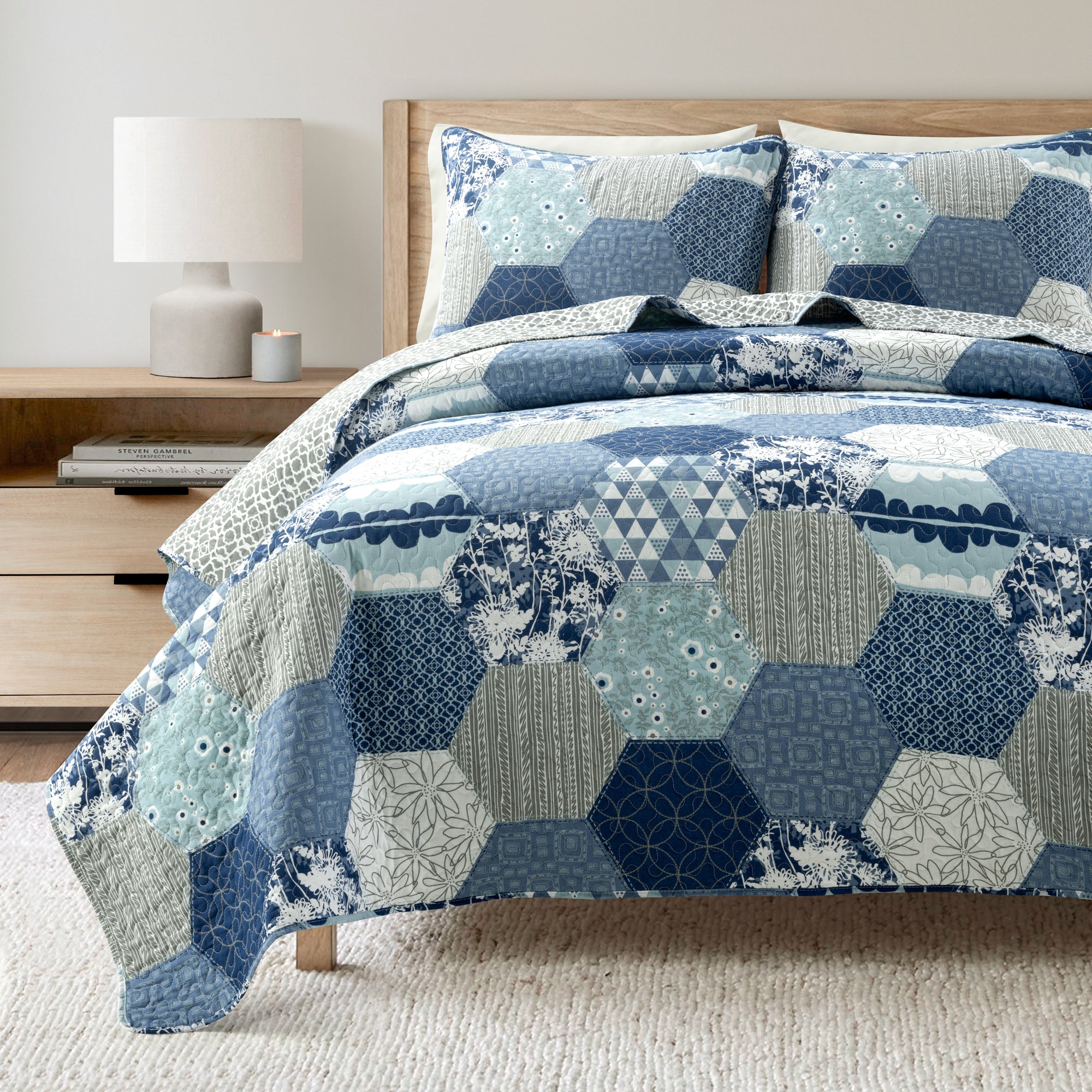 Briley Quilt 3-Piece Bedding Set - Soft & Cozy Queen/King Size Comforter with Pillow Shams - Perfect for Master Bedroom, Guest Room & Cozy Home Decor