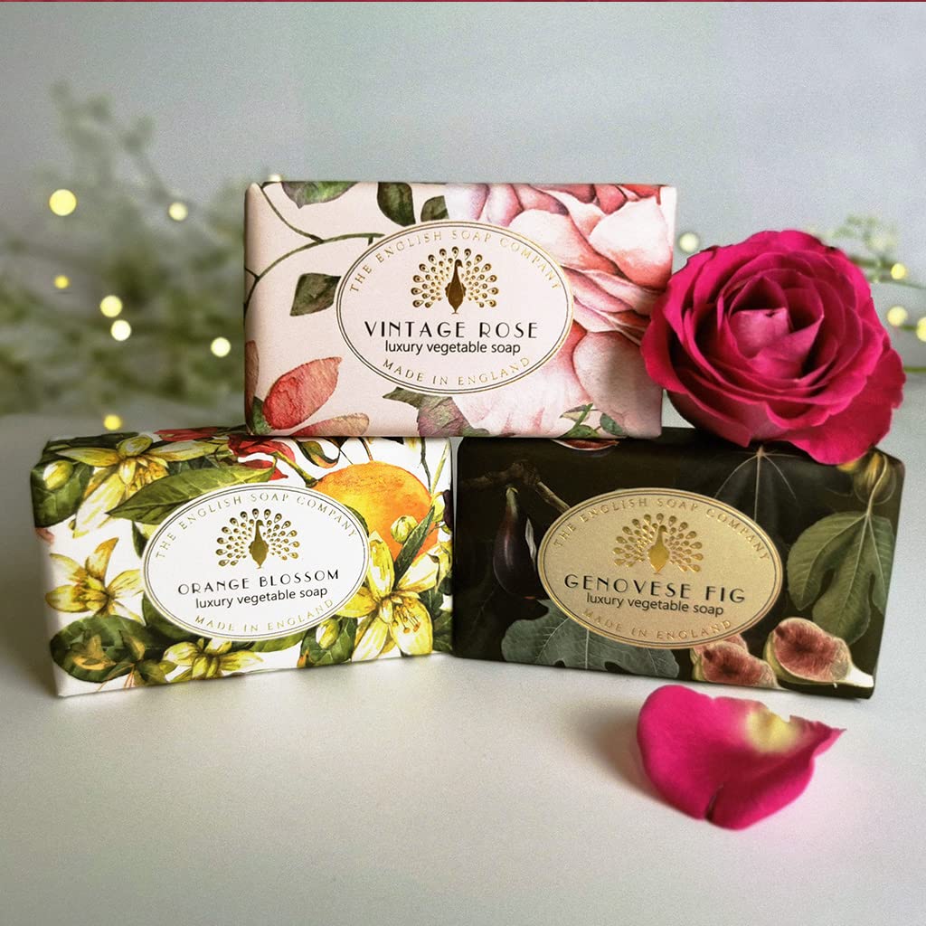 The English Soap Company Vintage Wrapped Luxury Seaweed & Shea Butter Soap Bar - 6.7 oz Moisturizing Face & Body Cleanser with Natural Seaweed Scent - Perfect for Spa Day, Gift Sets & Eco-Friendly Bathroom Essentials