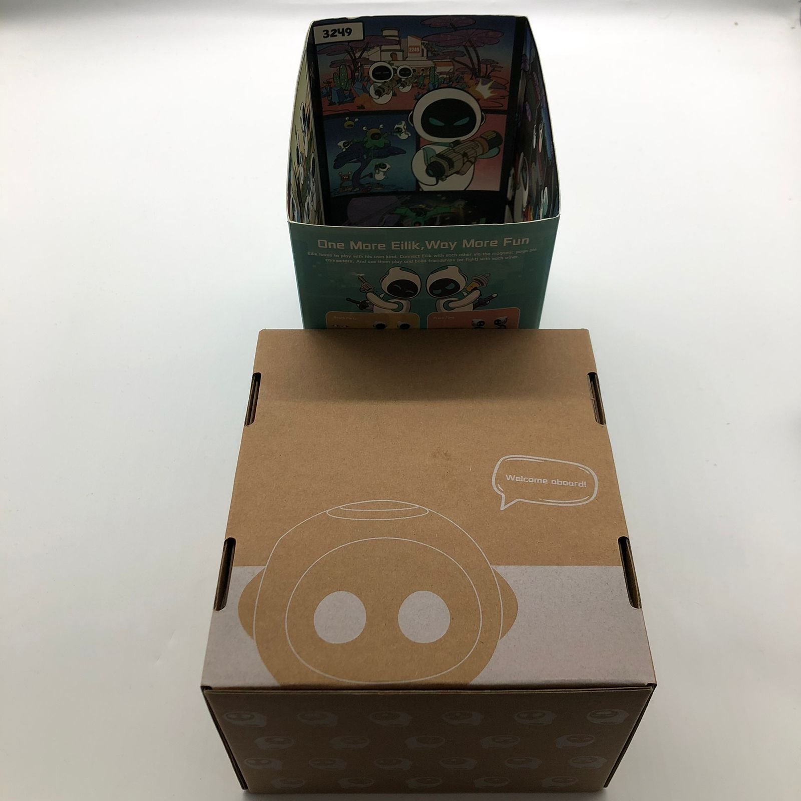 Eilik AI Desktop Companion Robot - Interactive Smart Bot for Home & Office, Perfect for Stress Relief, Work Motivation & Fun - Energize Lab Edition (Boxed) - Ideal for Workspaces, Gifts & Tech Enthusiasts