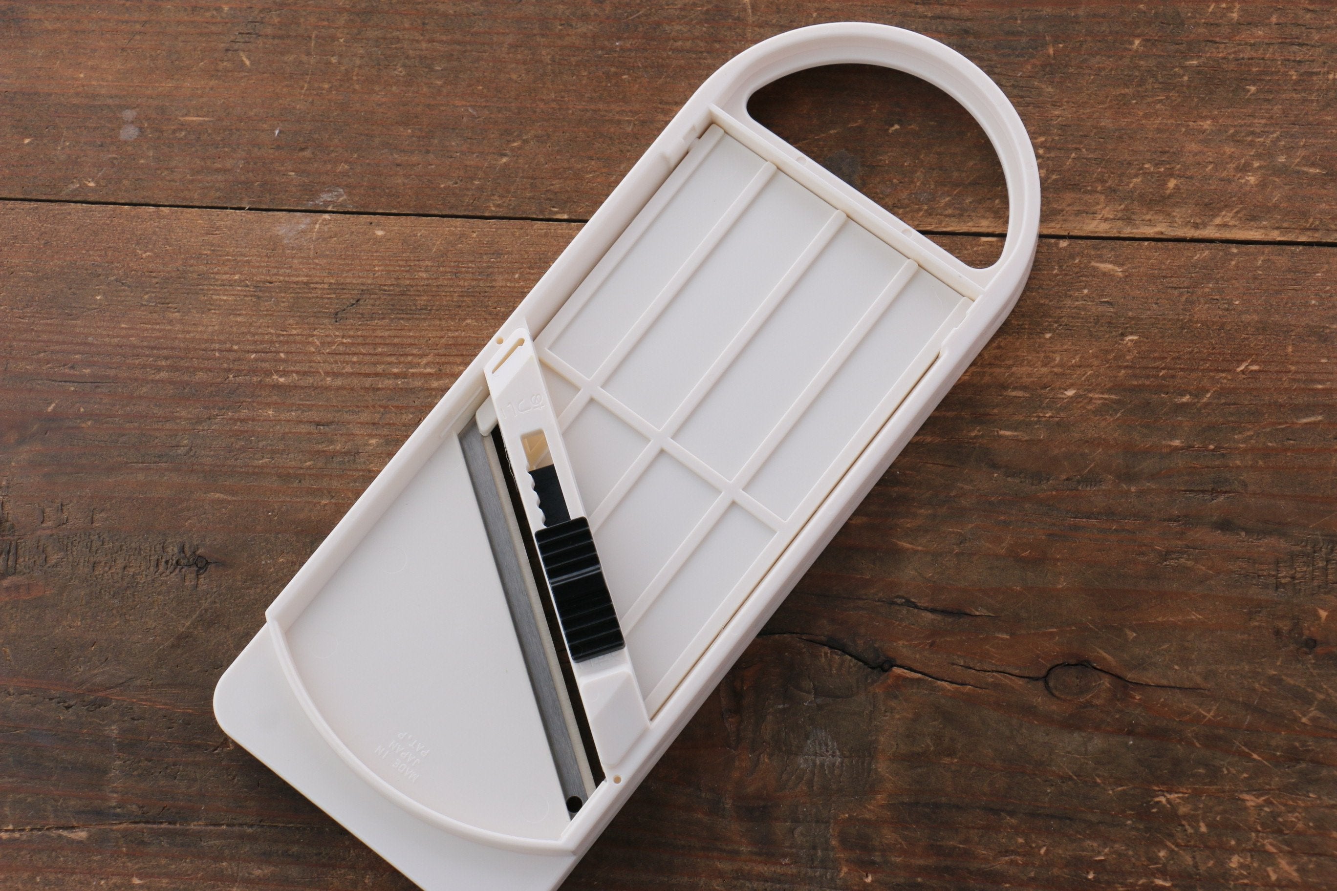 Benriner Japanese Mandoline Slicer - Ultra Sharp Stainless Steel Blade for Perfect Vegetable & Fruit Cuts - Ideal for Salads, Garnishes & Meal Prep