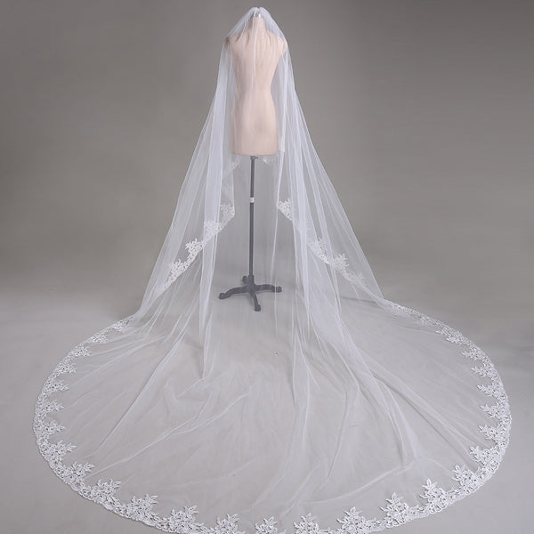 Elegant White Lace Wedding Veil 118