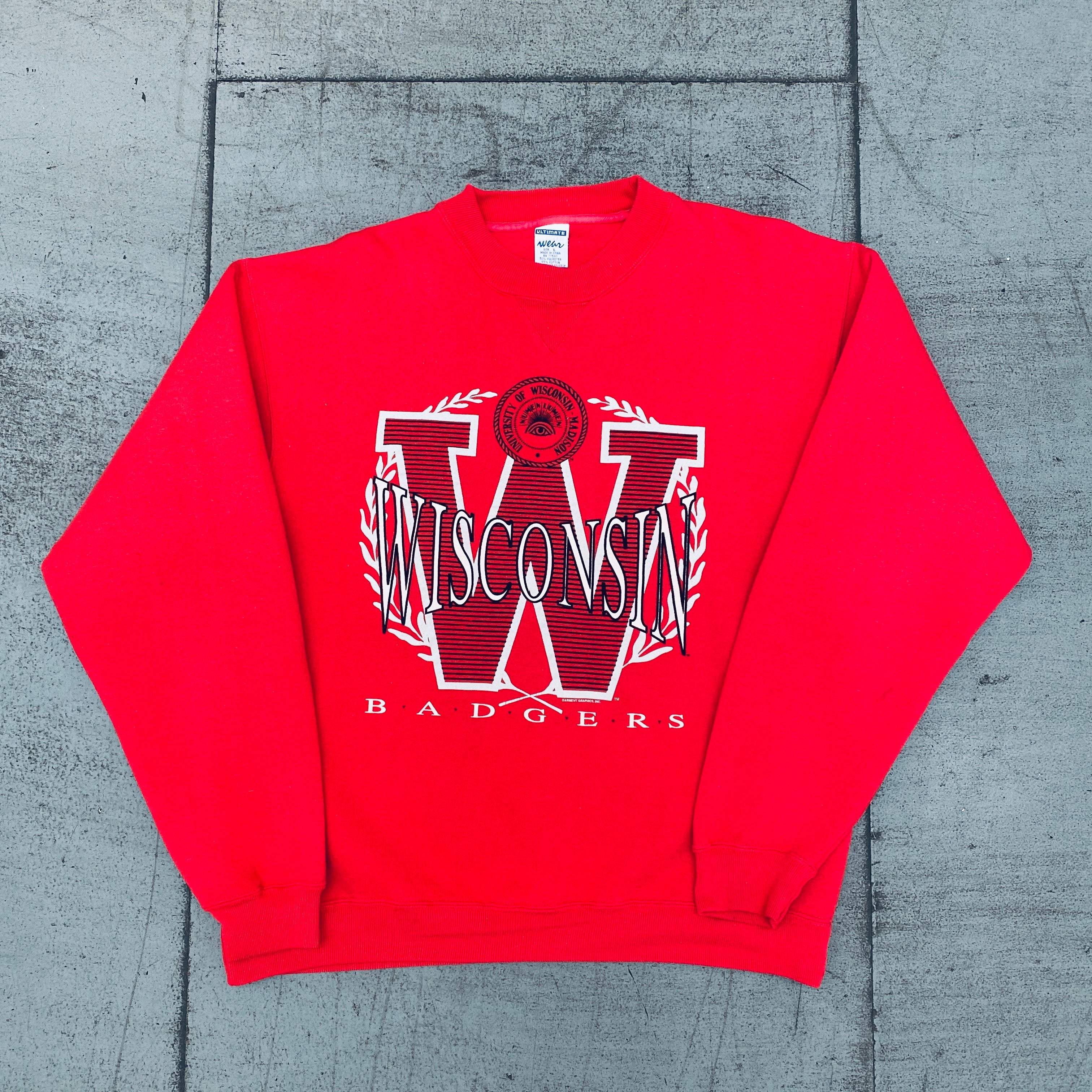 1990s Wisconsin Badgers Graphic Spellout Sweatshirt - Vintage College Sweater for Men & Women - Perfect for Game Day & Casual Wear