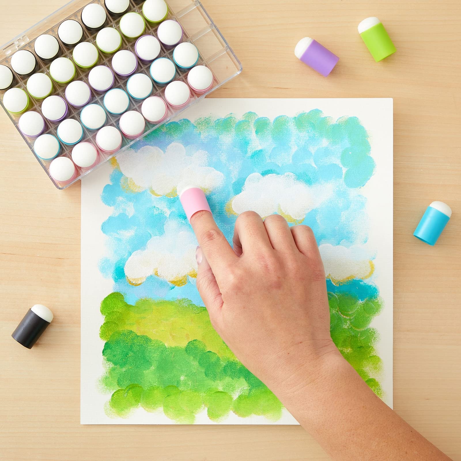 Bright Creations 40 Pack Finger Painting Sponges - 1 Inch Stamping Daubers & Ink Blending Tools for DIY Arts, Crafts, Scrapbooking & Card Making - Perfect for Kids, Artists & Craft Enthusiasts