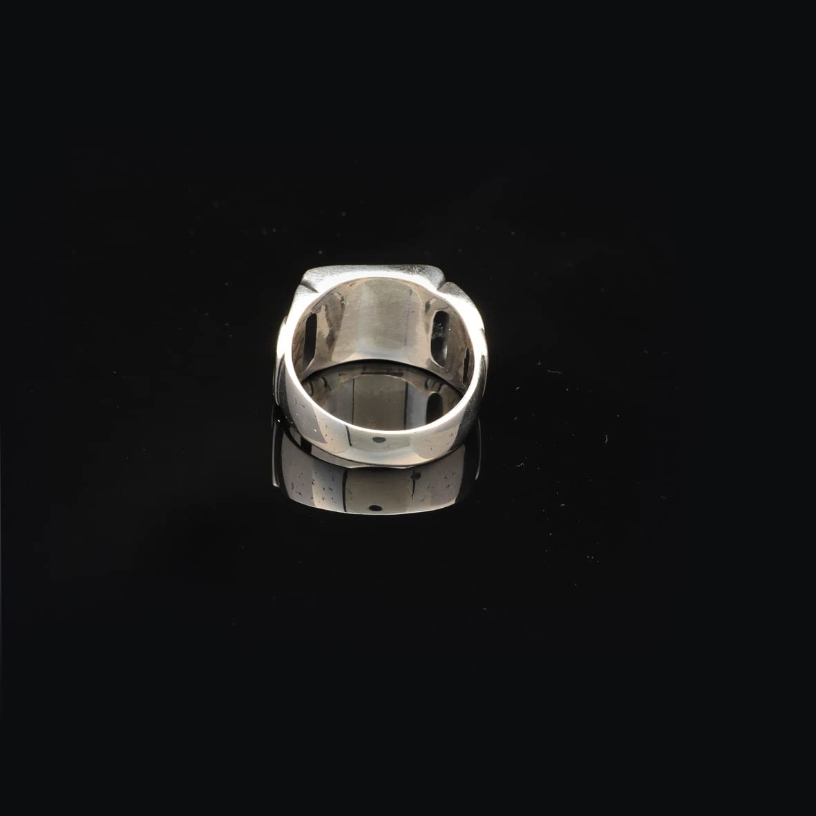 Harley Davidson 925 Sterling Silver Men's Signet Ring - Handcrafted Biker Jewelry - Custom Motorcycle Rider Ring for Men - Perfect for Biker Gifts, Motorcycle Events & Everyday Wear (Size 15)