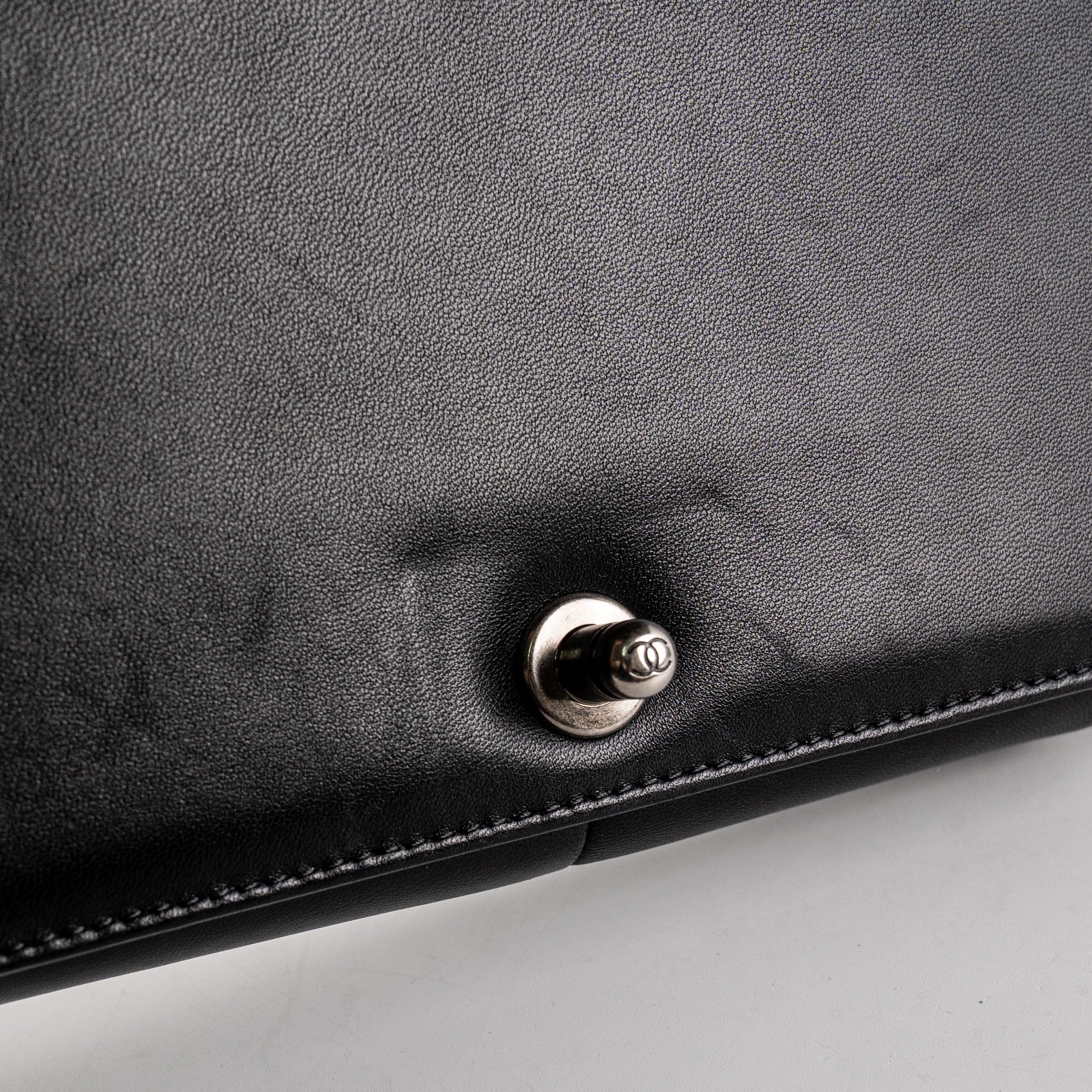 Chanel New Medium Boy Black Leather Handbag - Luxury Designer Crossbody Bag for Women, Perfect for Evening Events & Daily Use