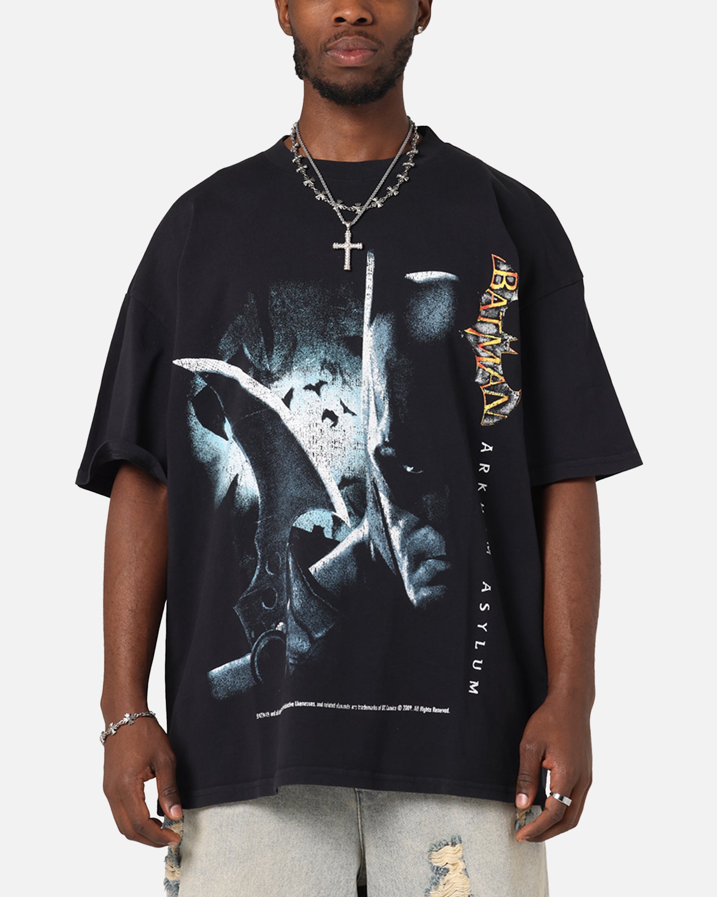 73 Studio X DC Batman Arkham Asylum Vintage Graphic T-Shirt - Navy Blue Cotton Tee for Men - Perfect for Cosplay, Comic Con & Batman Fans