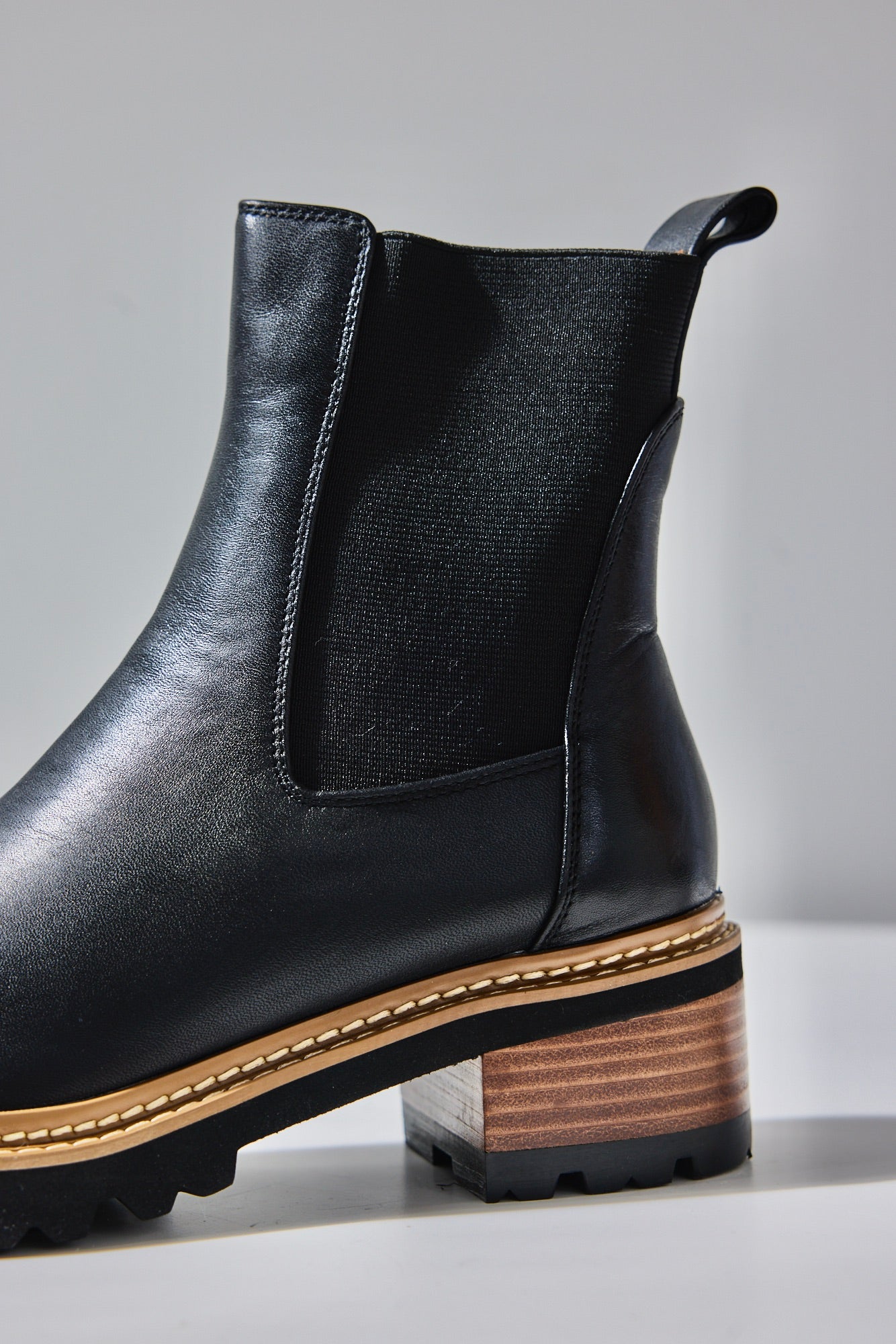 Stylish Black Chelsea Boots for Women - Elastic Ankle Booties with Comfortable Fit - Perfect for Office, Casual Outfits & Night Out