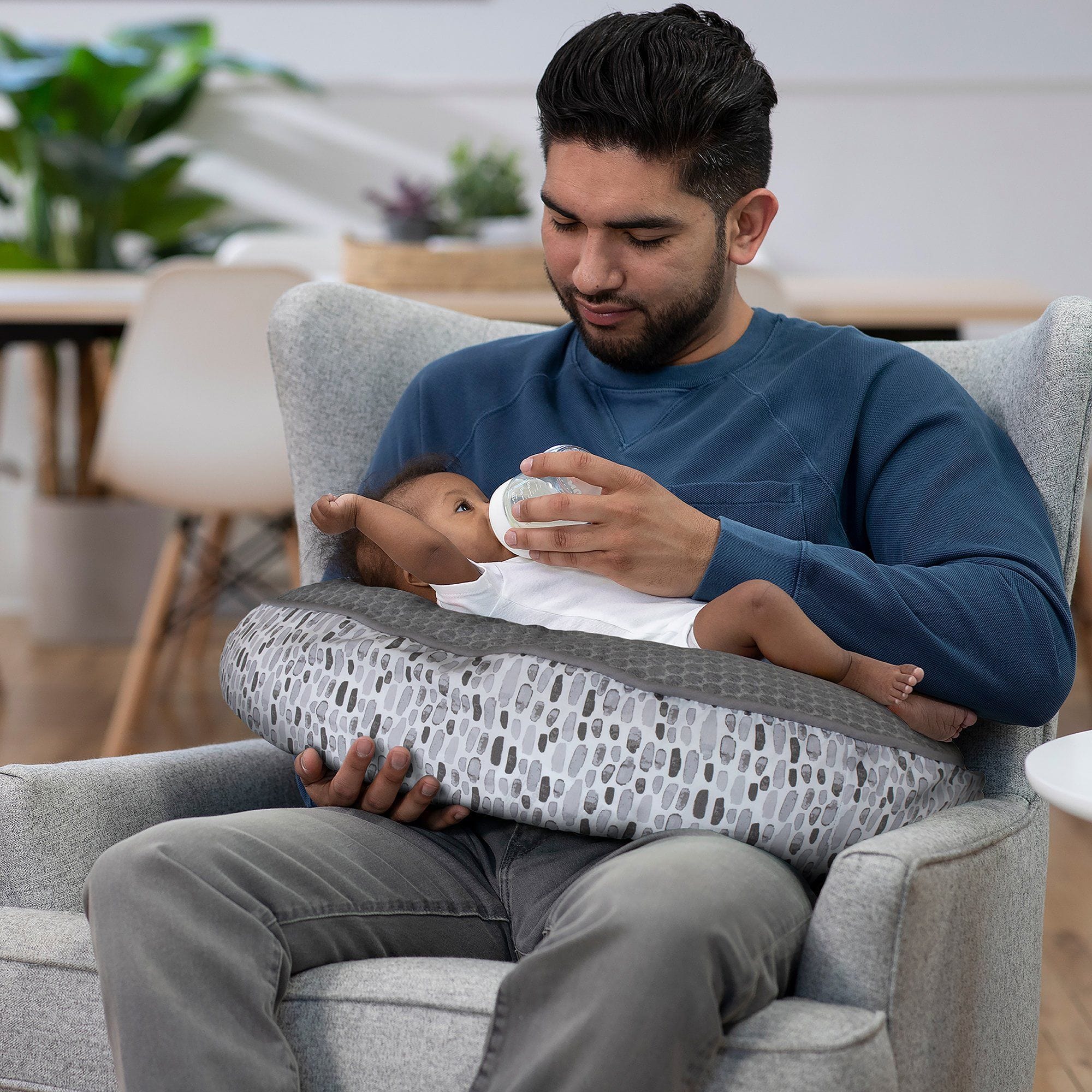Boppy Luxe Slipcovered Nursing Pillow - Soft & Supportive Breastfeeding Pillow for New Moms, Comfortable Baby Feeding Support for Nursing, Bottle Feeding & Tummy Time