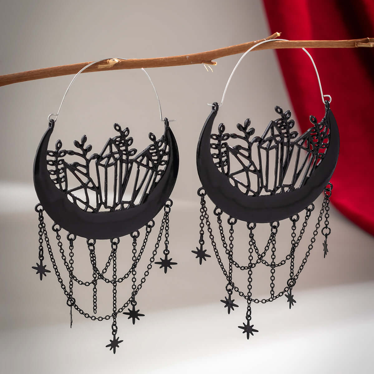 Gothic Halloween Black Magic Vampire Drop Earrings NZ3024 | Elegant Gothic Jewelry for Women | Perfect for Halloween, Cosplay, and Dark Fashion Accessories
