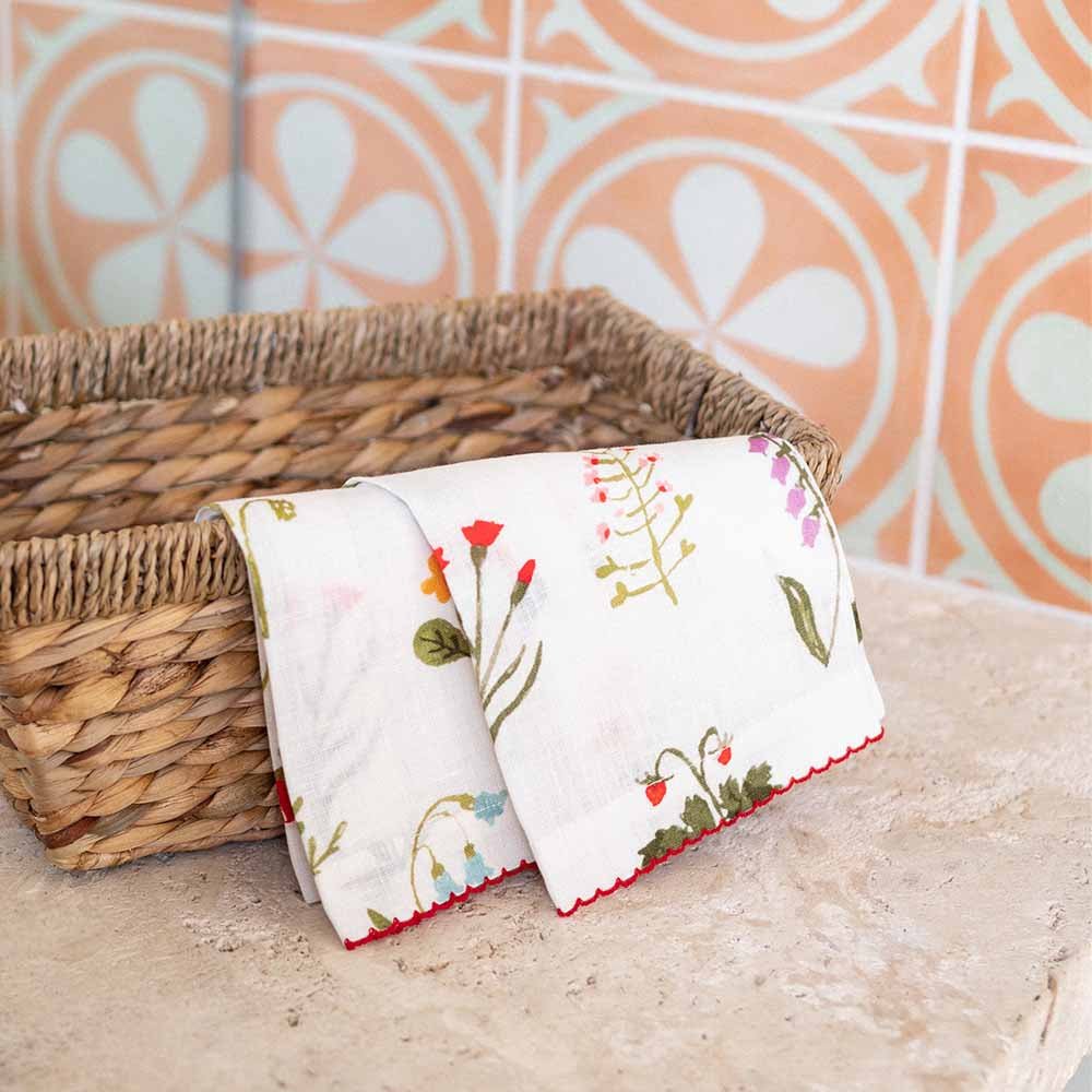 Premium Botanical Garden Linen Cocktail Napkins - Set of 4 | Elegant Floral Design for Parties, Weddings & Home Decor | Eco-Friendly Dinner Napkins for Cocktail Hour & Special Occasions