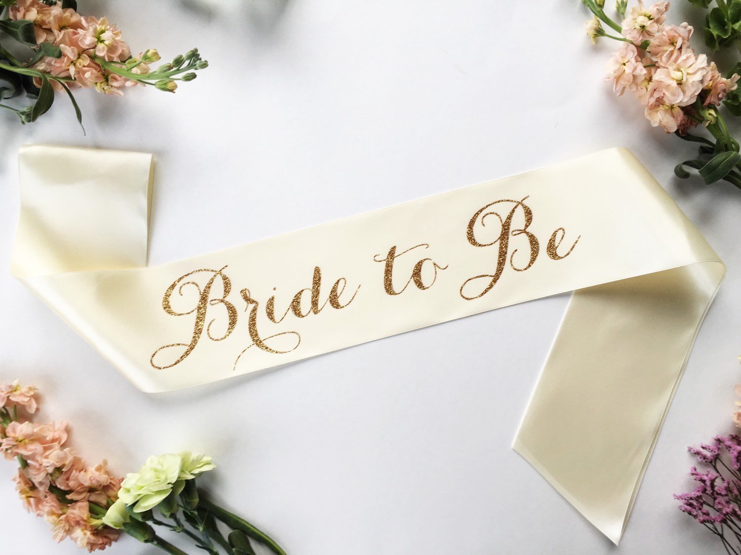 Bride to Be Sash - Elegant Bridal Bachelorette Party Sash for Wedding Showers, Bachelorette Parties & Bridal Events - Perfect for Bride Squad, Maid of Honor & Bridesmaids