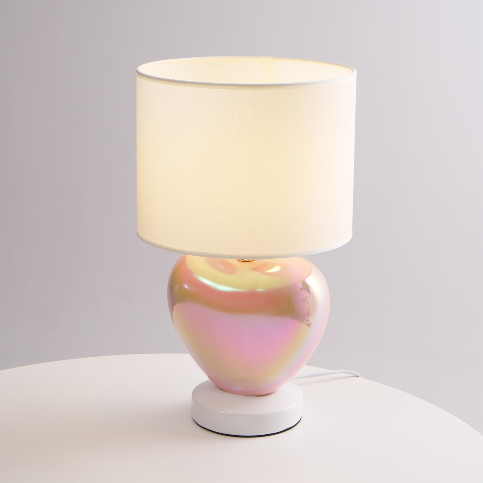 Heart-Shaped LED Table Lamp - Romantic Bedside Night Light for Bedroom, Living Room, or Nursery - Perfect for Valentine's Day, Wedding Decor & Cozy Ambiance