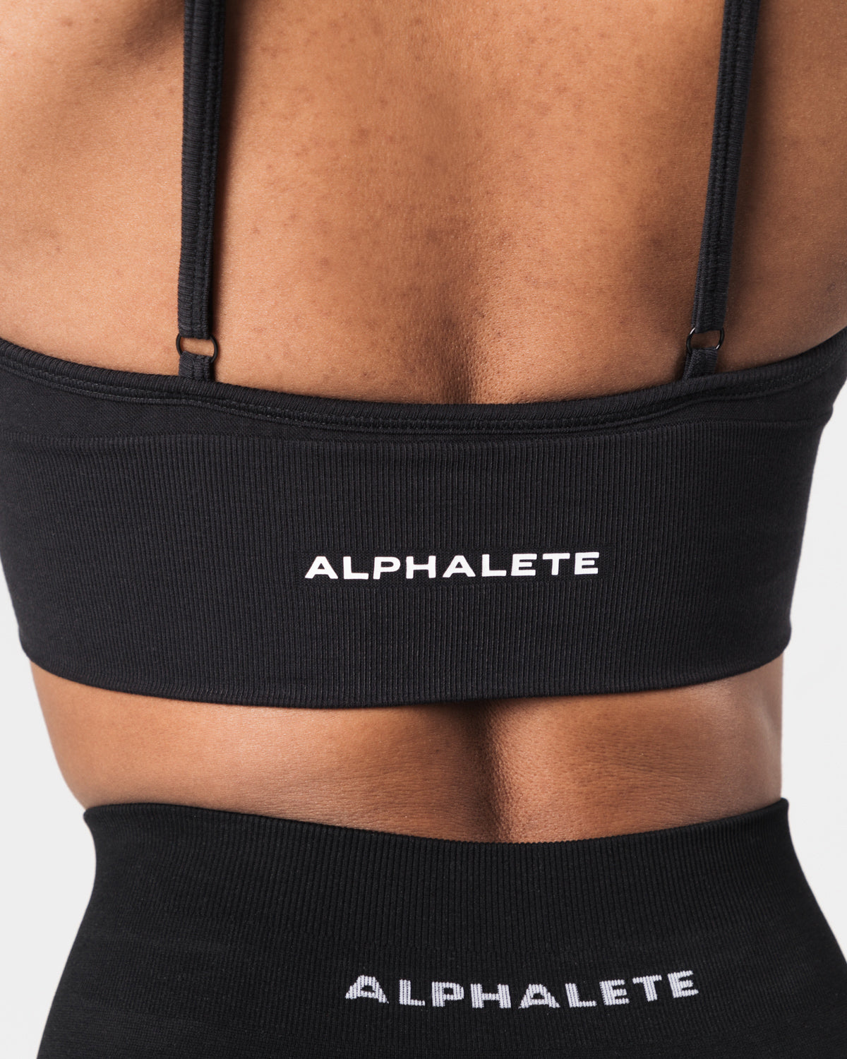 Seamless Ribbed Bra for Women - Comfortable Wireless Support Bra in Black - Perfect for Yoga, Workouts, and Everyday Wear