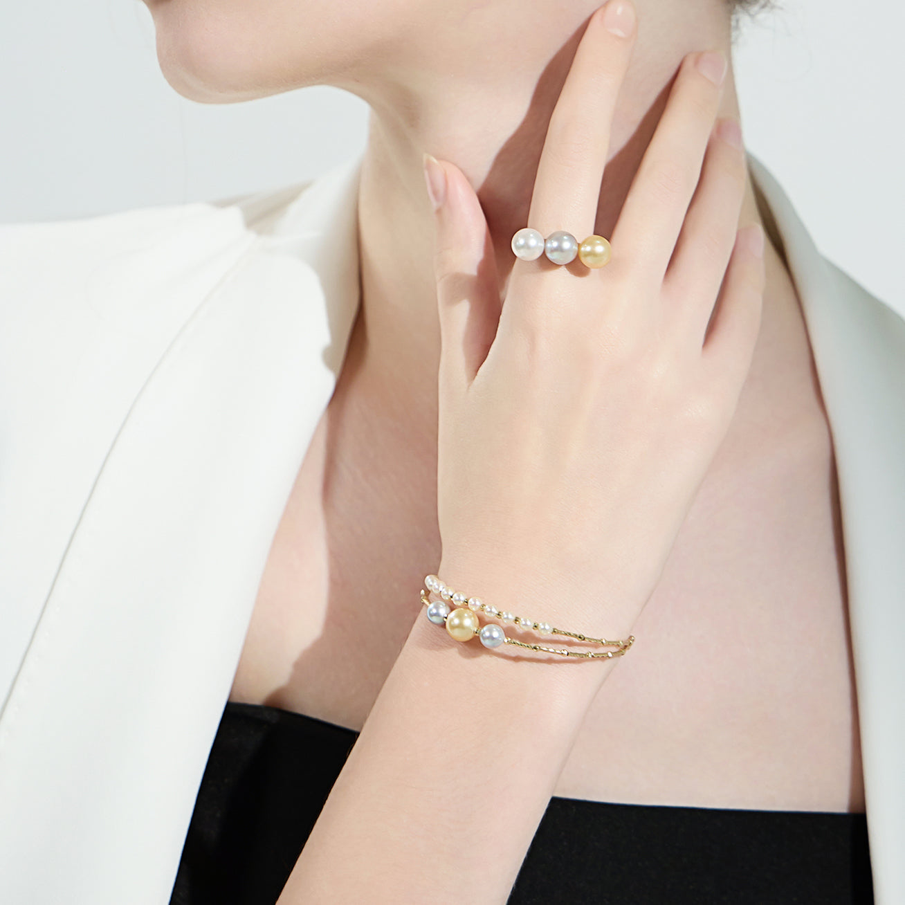 18K Solid Gold South Sea Akoya Pearl Bracelet KB00033 | Elegant Pearl Jewelry for Women | Perfect for Weddings, Parties & Special Occasions