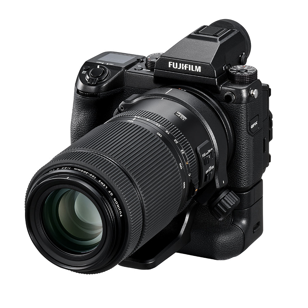 Fujifilm GF 100-200mm f/5.6 R LM OIS WR Lens - Professional Medium Format Telephoto Zoom Lens for Portraits, Wildlife & Landscape Photography | Weather-Resistant Design for Outdoor Shooting