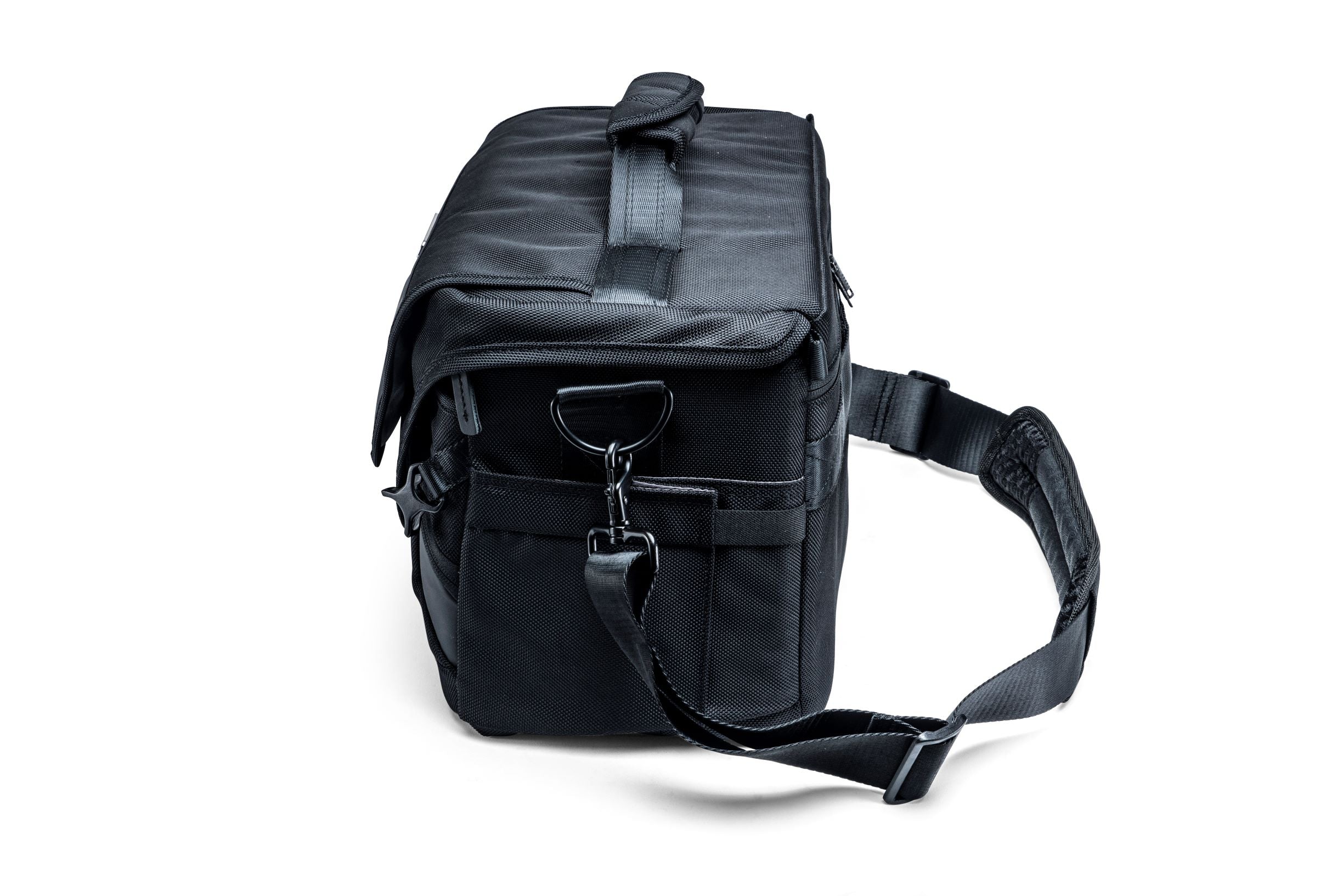 VEO SELECT 36S BK Shoulder Bag for Women - Lightweight Crossbody Purse with Adjustable Strap, Fashionable Black Handbag for Work, Travel & Everyday Use