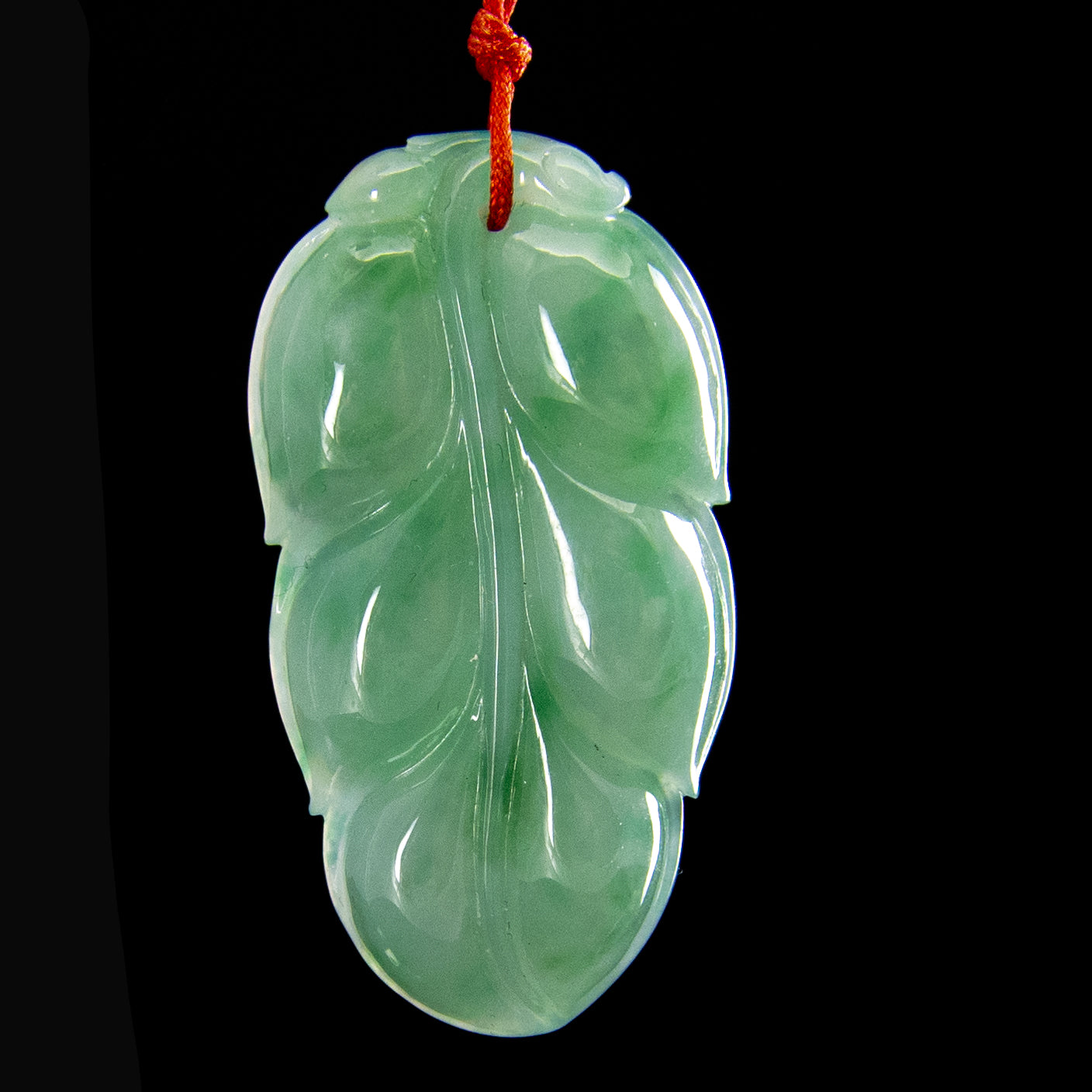 Natural Green Jade Leaf Pendant Necklace - Elegant Handcrafted Jewelry for Women - Perfect for Gifts, Weddings & Special Occasions