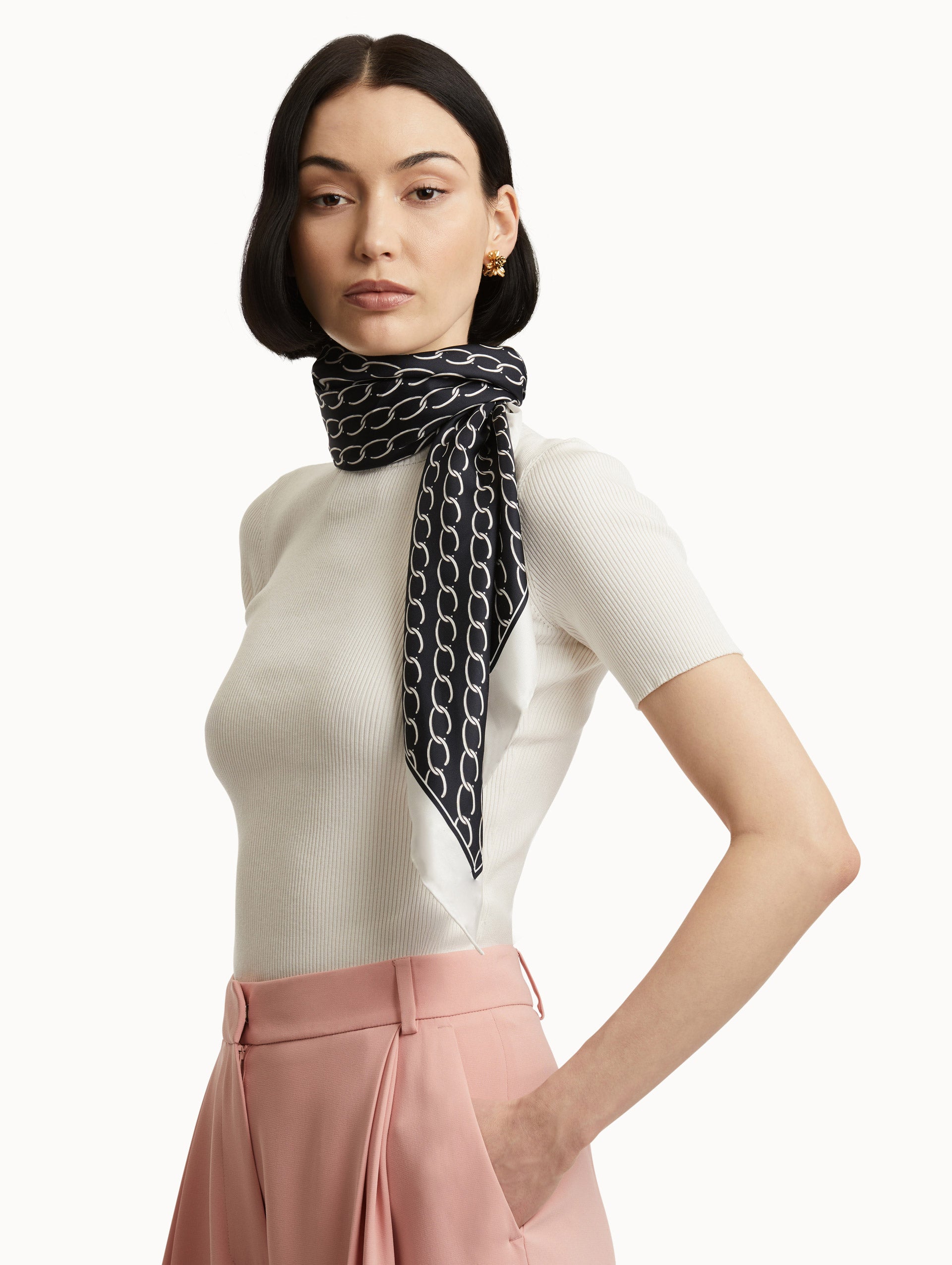 Oscar Chain Link Silk Scarf - Elegant Fashion Accessory for Women | Perfect for Office, Party & Special Occasions | Lightweight & Breathable Luxury Scarf