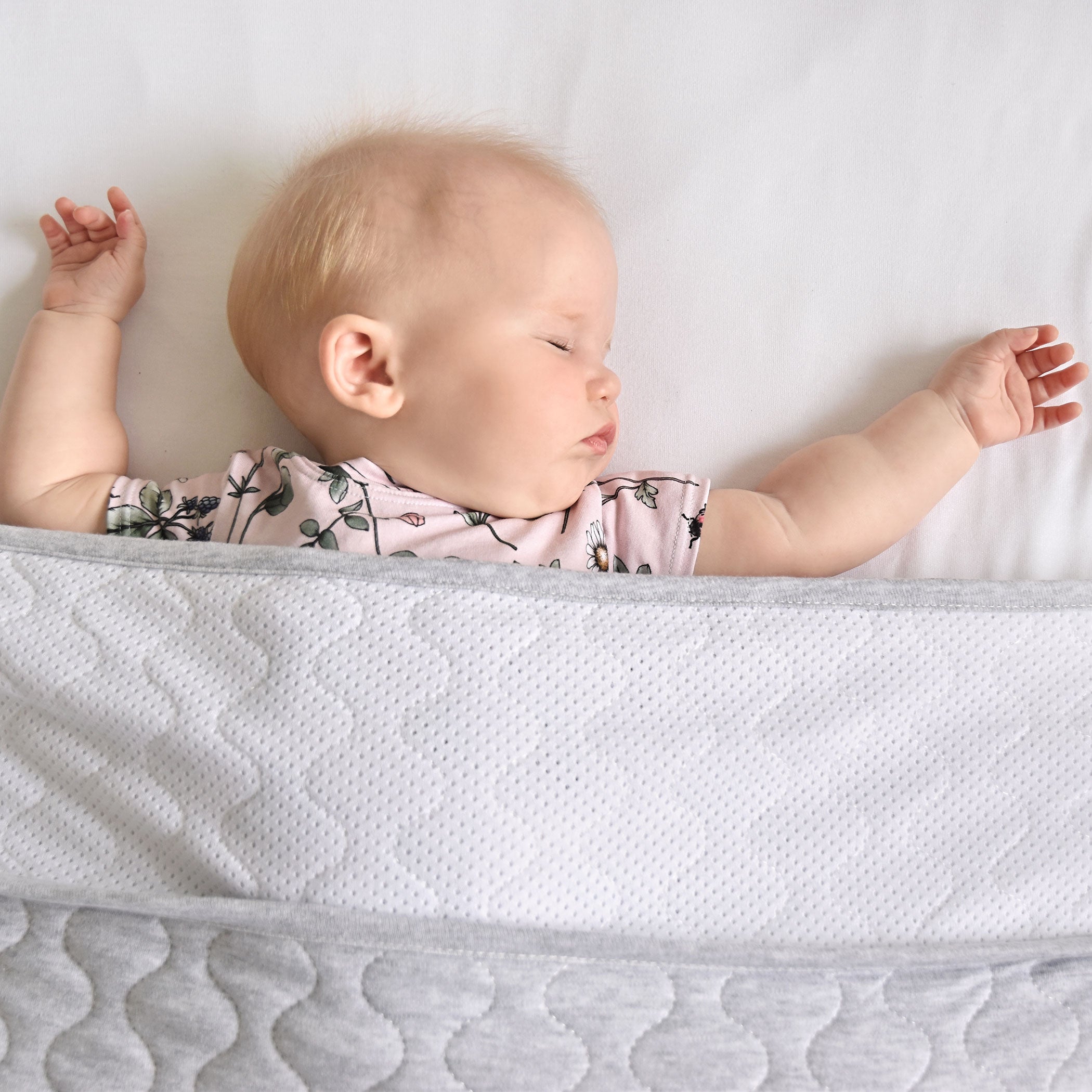 1.0 TOG Baby Sleep Sack - Breathable Cotton Sleeping Bag for Infants & Toddlers - Standard Cot Size - Perfect for Nursery, Daycare & Travel