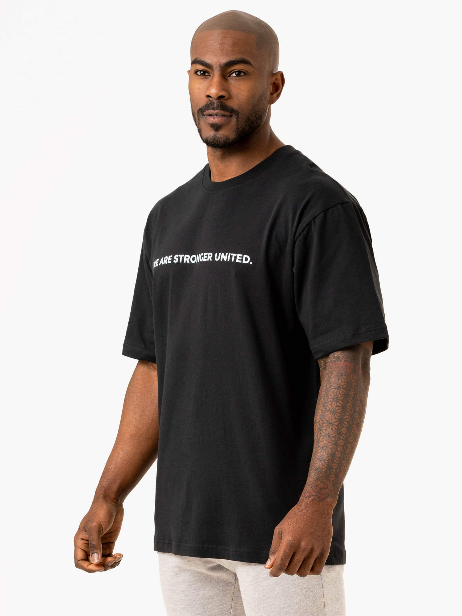 Stronger United Oversized T-Shirt for Men & Women - Soft Cotton Black Graphic Tee - Casual Streetwear & Lounge Wear