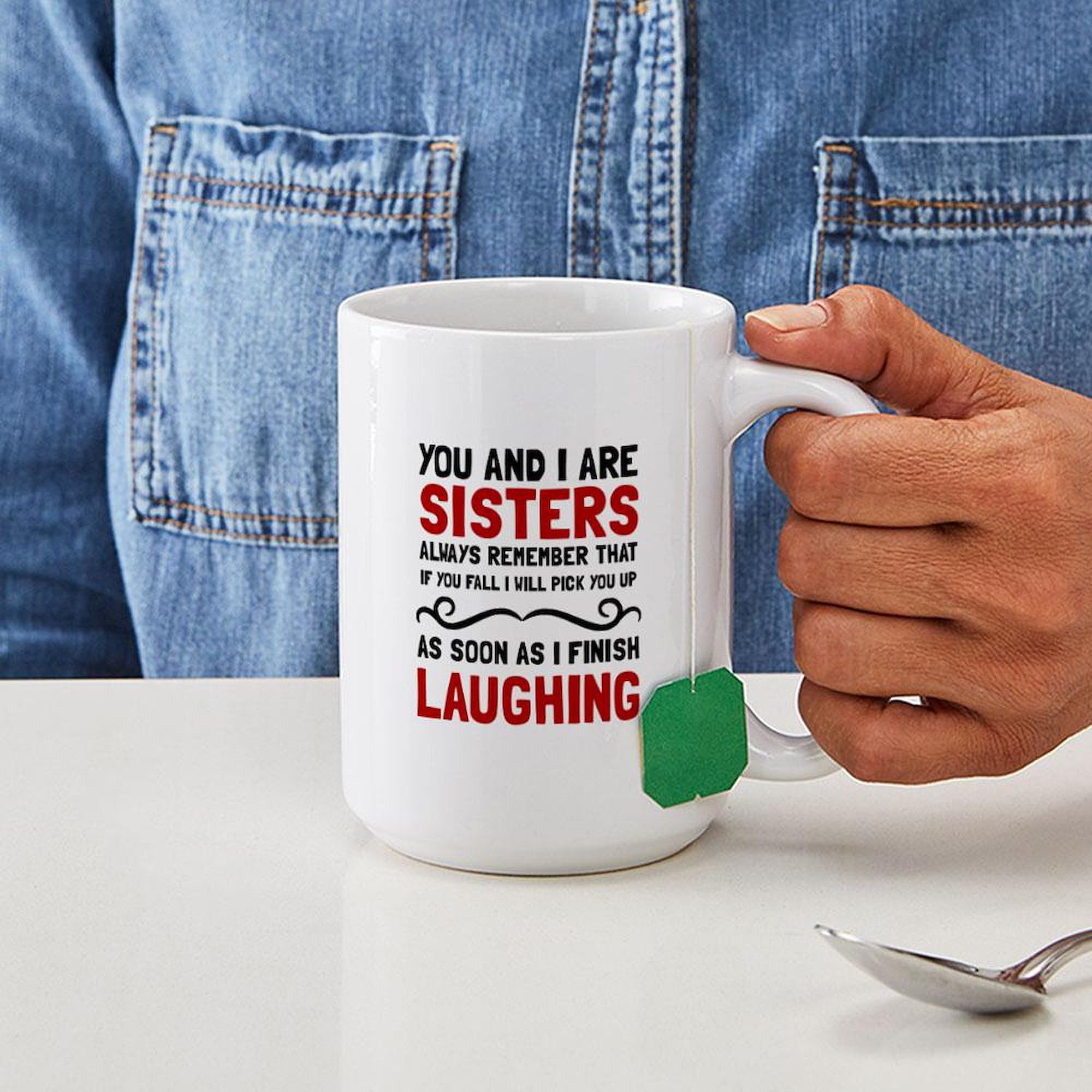 Sisters Laughing Coffee Mug - 15 oz (444 ml) Ceramic Tea Cup with Funny Design - Perfect for Sister Gifts, Birthday Presents & Family Gatherings