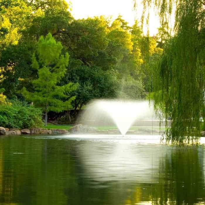 Scott Aerator DA 20 Outdoor Pond Aerator Fountain - Energy Efficient Water Feature for Garden Ponds, Lakes & Small Water Gardens | Enhances Water Quality & Adds Decorative Touch