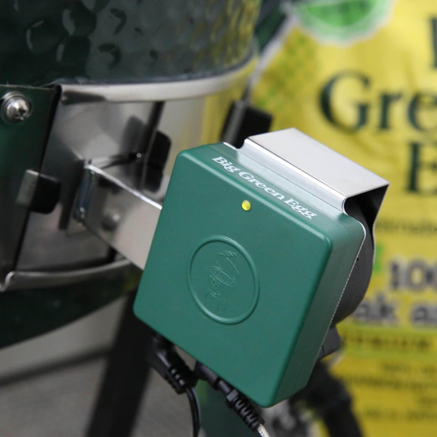 Big Green Egg Egg Genius 121028 - Smart BBQ Temperature Controller for Outdoor Grilling & Smoking - Perfect for Backyard Cookouts, Camping, and Tailgating Parties