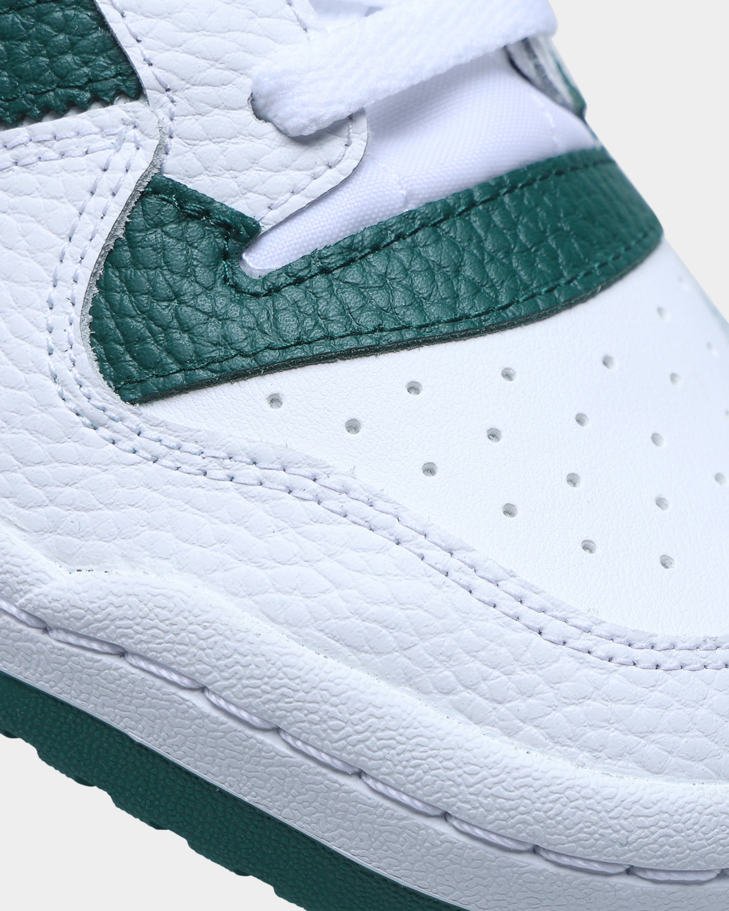 Adidas Forum Low Sneakers - Cloud White, Collegiate Green & White | Men's Casual Shoes for Everyday Wear & Street Style