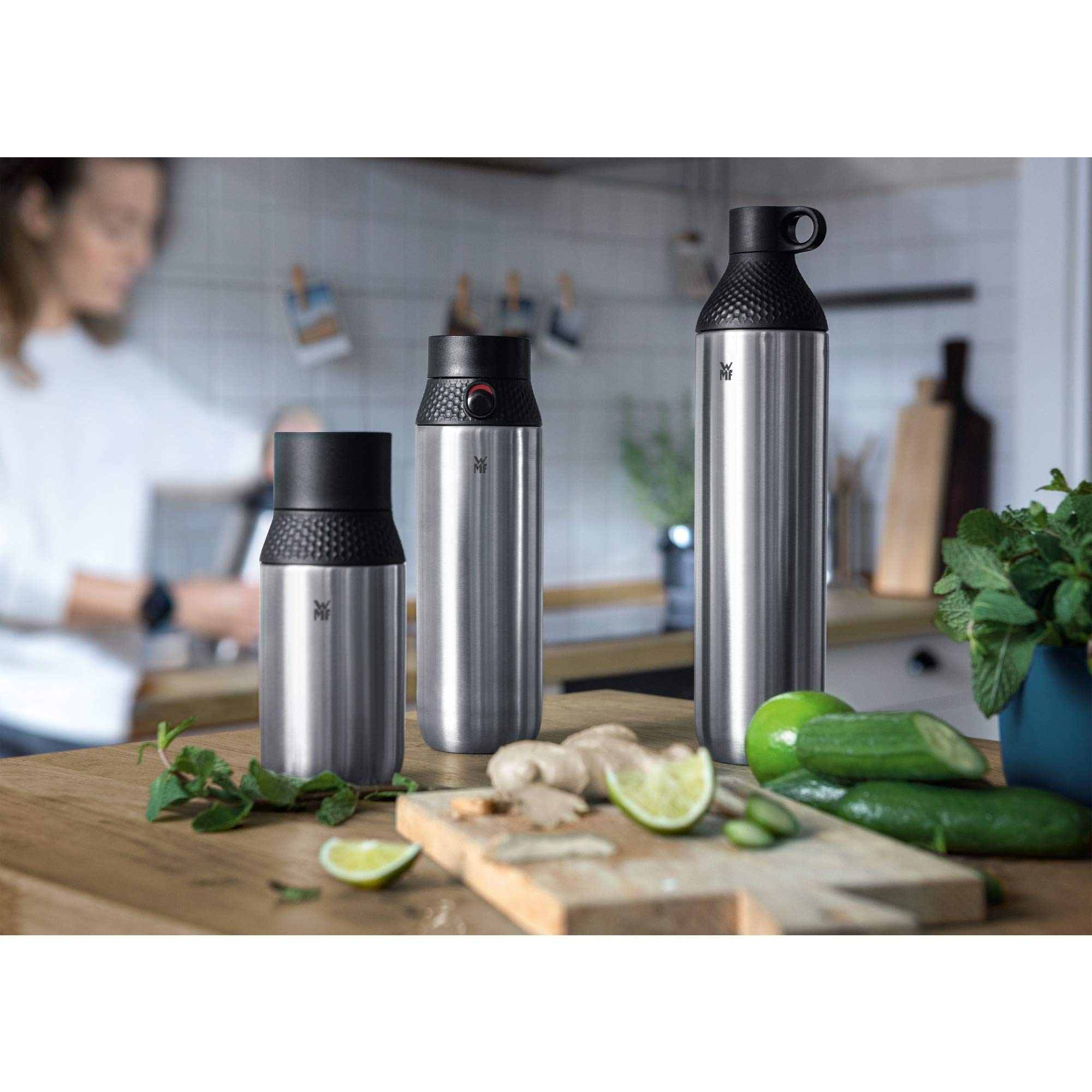 WMF 750ml Carbonated Water Bottle with AutoClose Lid - Shatterproof, Leak-Proof & BPA-Free - Perfect for Gym, Hiking & Outdoor Activities - Black