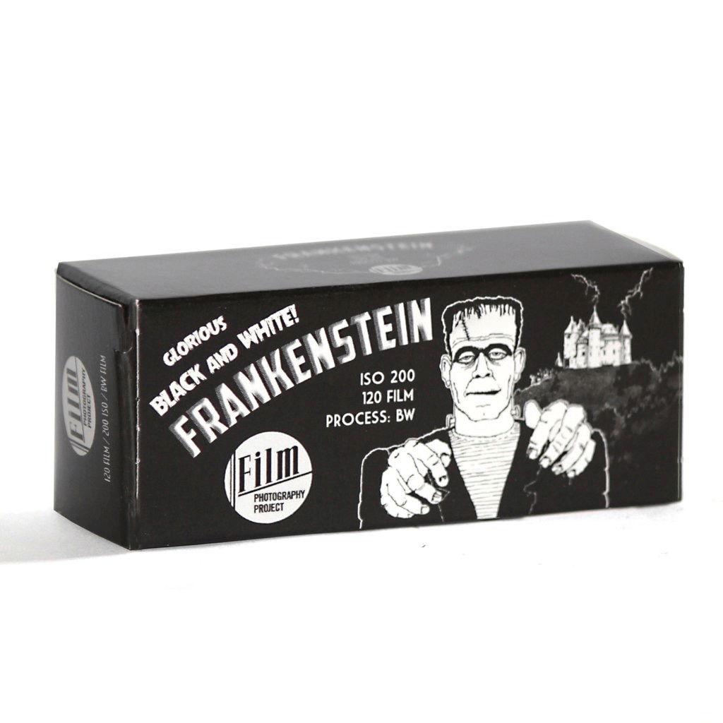 120 B&W Film Frankenstein 200 (1 Roll) - Classic Black & White Photography Film for Vintage Cameras, Perfect for Horror Theme Photography & Artistic Projects