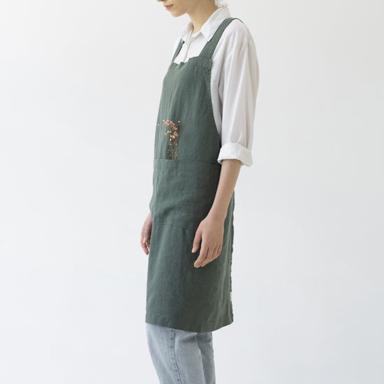 Premium Linen Crossback Apron - Forest Green Kitchen Apron for Cooking, Baking & Grilling - Durable & Stylish Chef Apron for Home & Professional Use