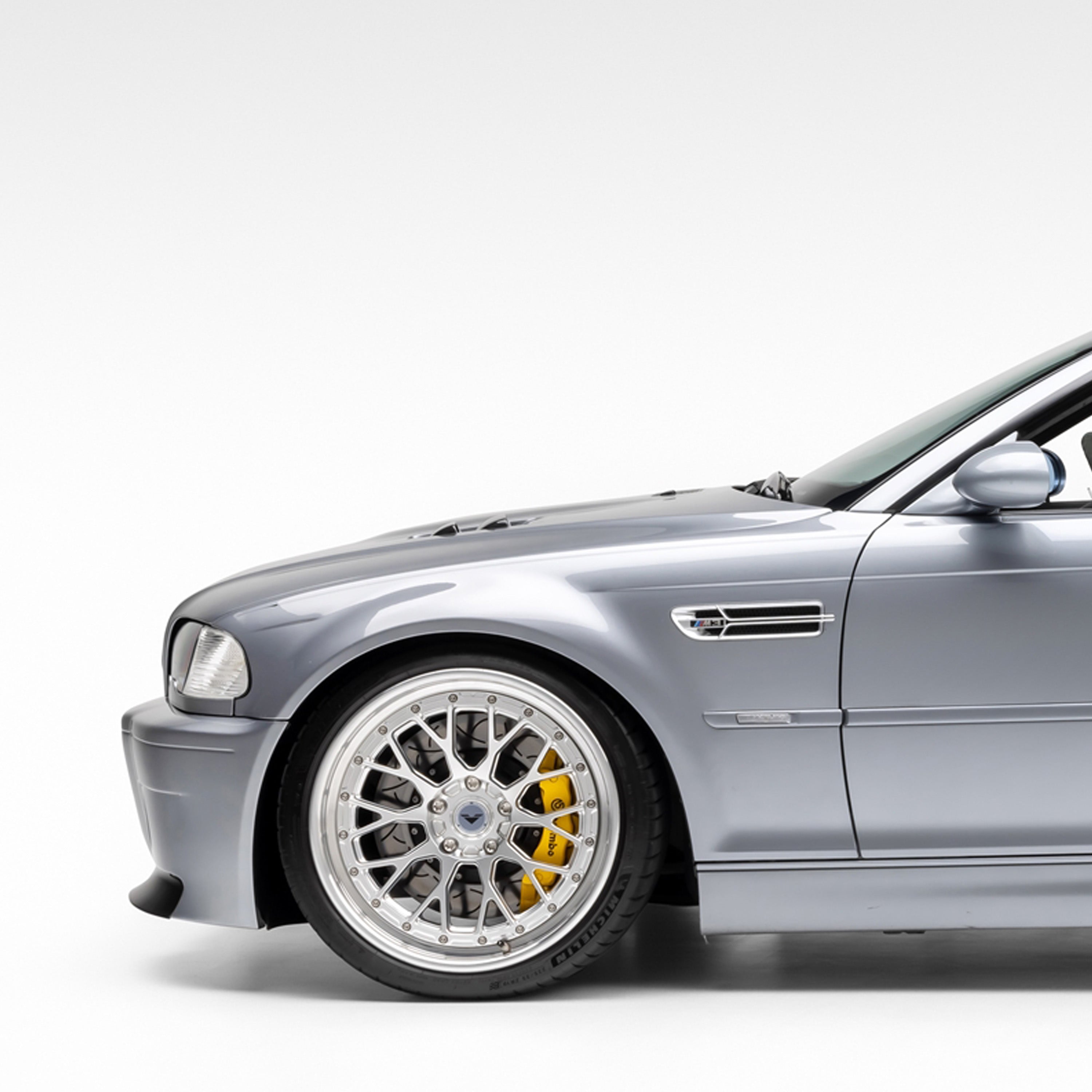 V CSL Aero Front Bumper V Style™️ - High Performance Carbon Fiber Car Body Kit for BMW 3 Series - Perfect for Racing, Car Shows & Street Style Enhancement