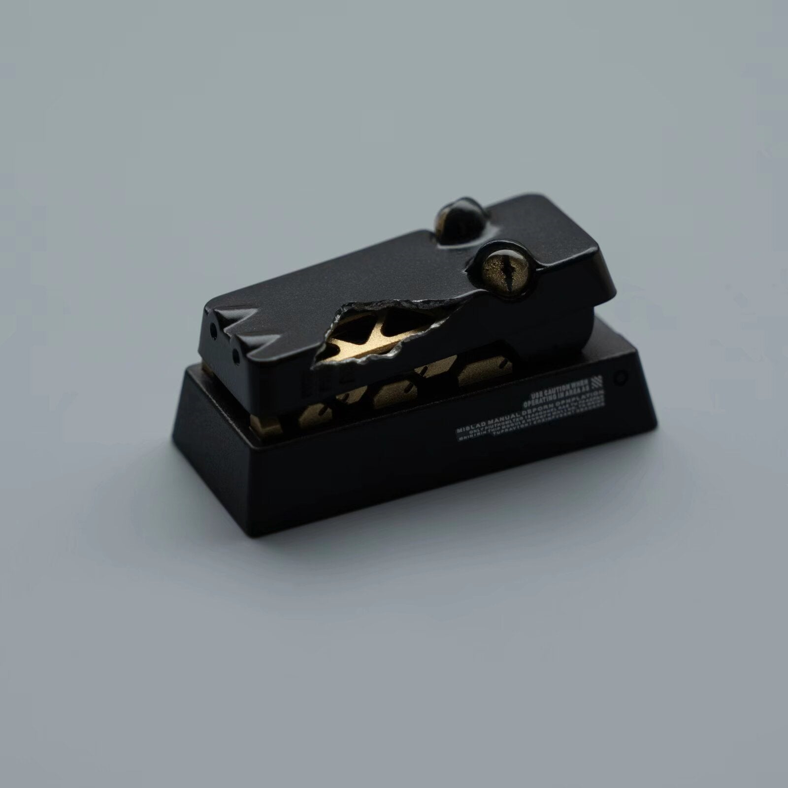 Handmade PBT Mechanical Keyboard Keycaps - Artistic 2U Backspace Key with Open/Close Crocodile Design for Custom Keyboard Decoration | Perfect for Gaming, Typing & Mechanical Keyboard Enthusiasts