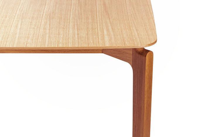 Modern Leaf-Shaped Dining Table by Ton - Elegant & Space-Saving Design for Small Apartments, Breakfast Nooks & Cozy Dining Areas