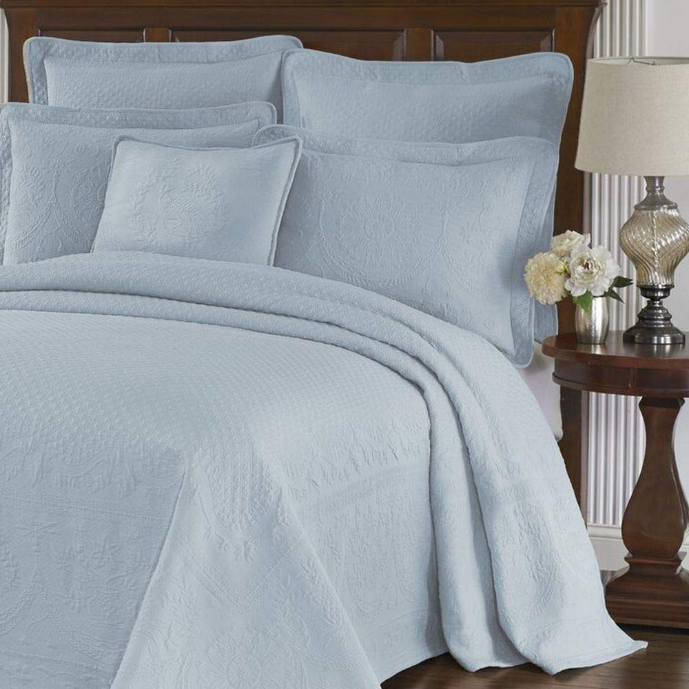 Vintage Blue Matelasse Bedspread Queen Size - All Season Floral Pattern Shabby Chic Bedding Set, Plush Farmhouse Style for Cozy Bedroom Decor | Perfect for Master Bedroom, Guest Room & Airbnb Styling