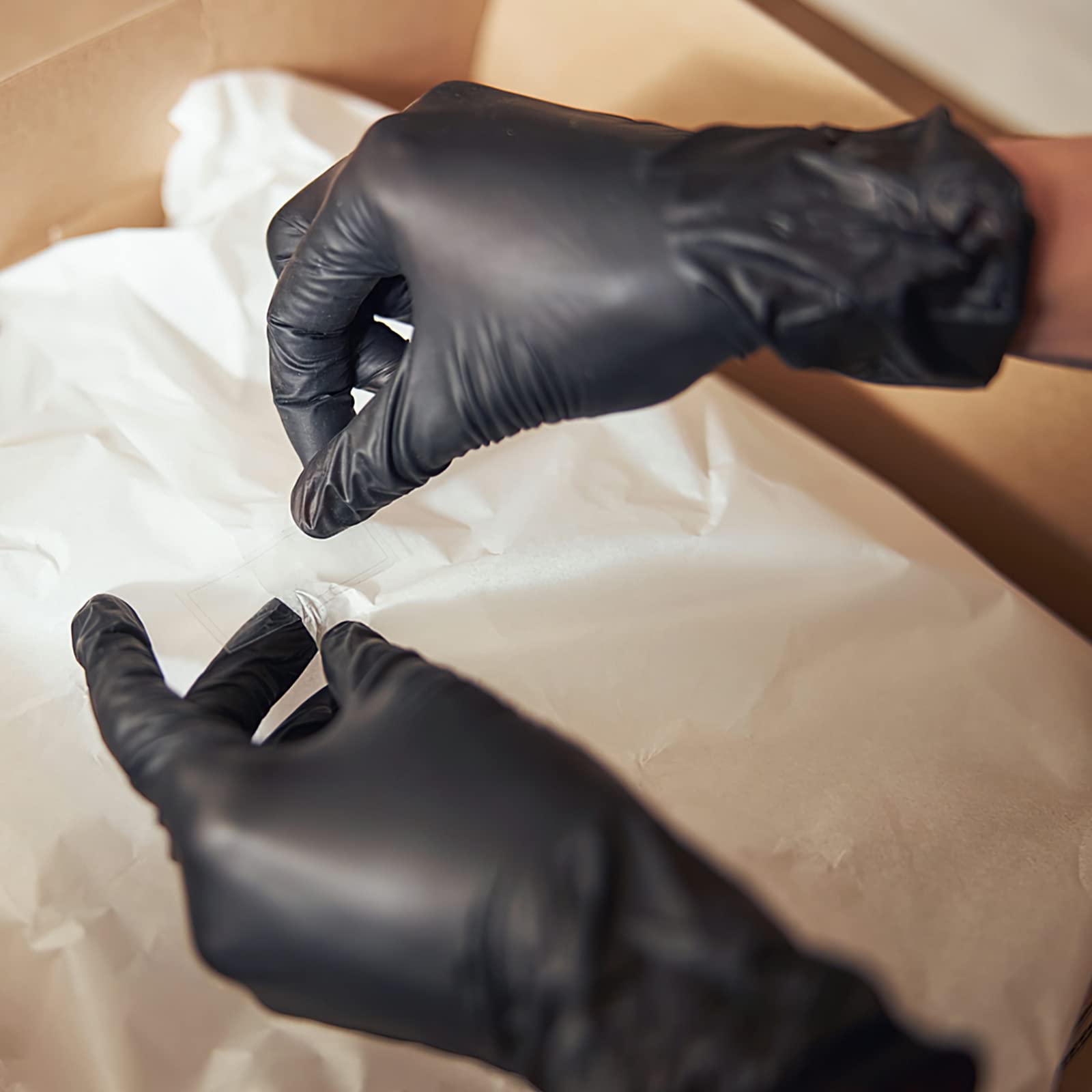100Pcs Disposable Vinyl Gloves - Black, Latex-Free, Powder-Free, Non-Sterile for Food Handling, Cleaning & Medical Use