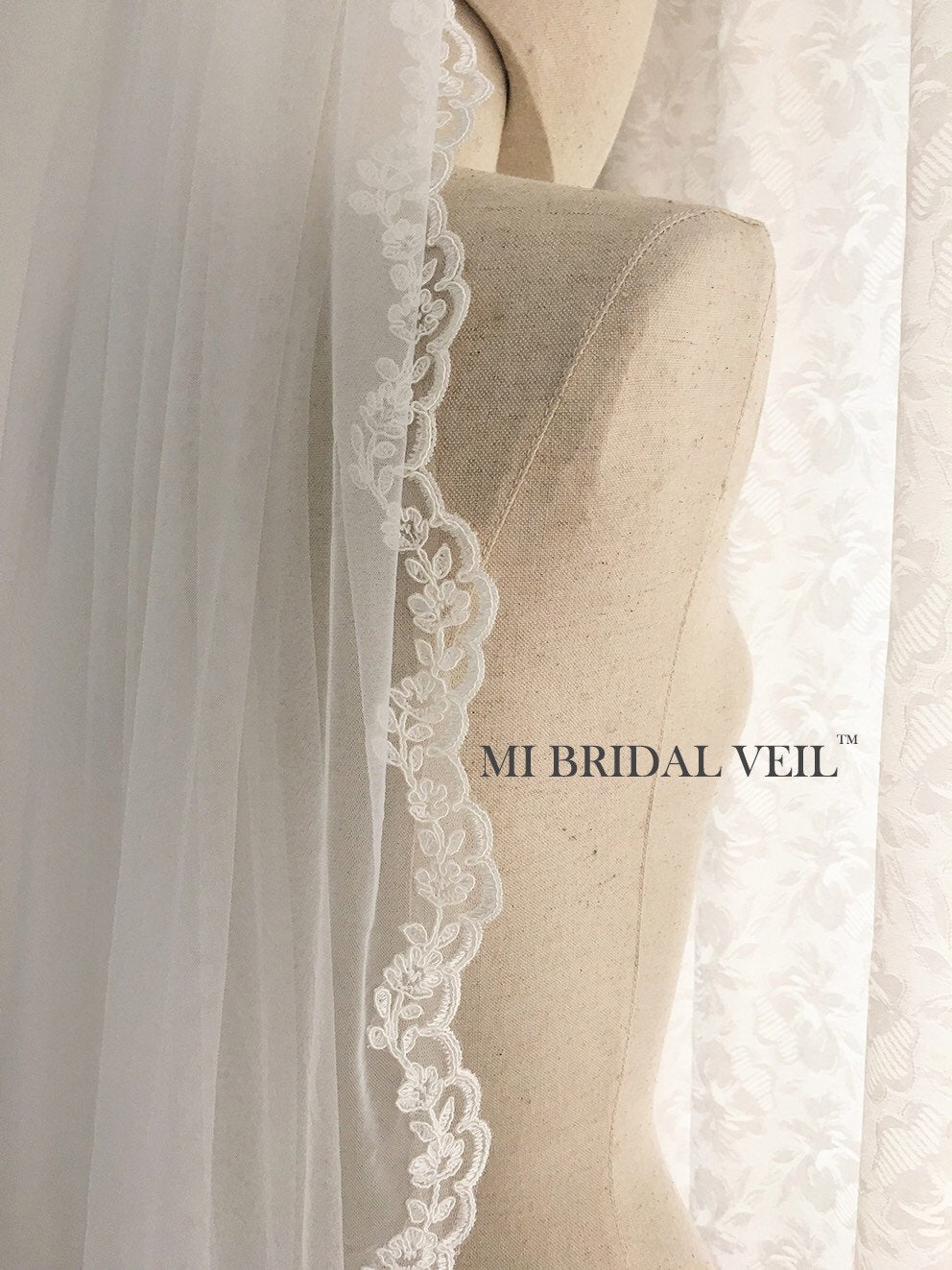 Vintage Inspired Lace Wedding Veil with Small Rose Design - Fingertip Length Bridal Veil for Wedding Ceremony - Perfect for Boho, Romantic & Vintage Wedding Themes - Mi Bridal Collection