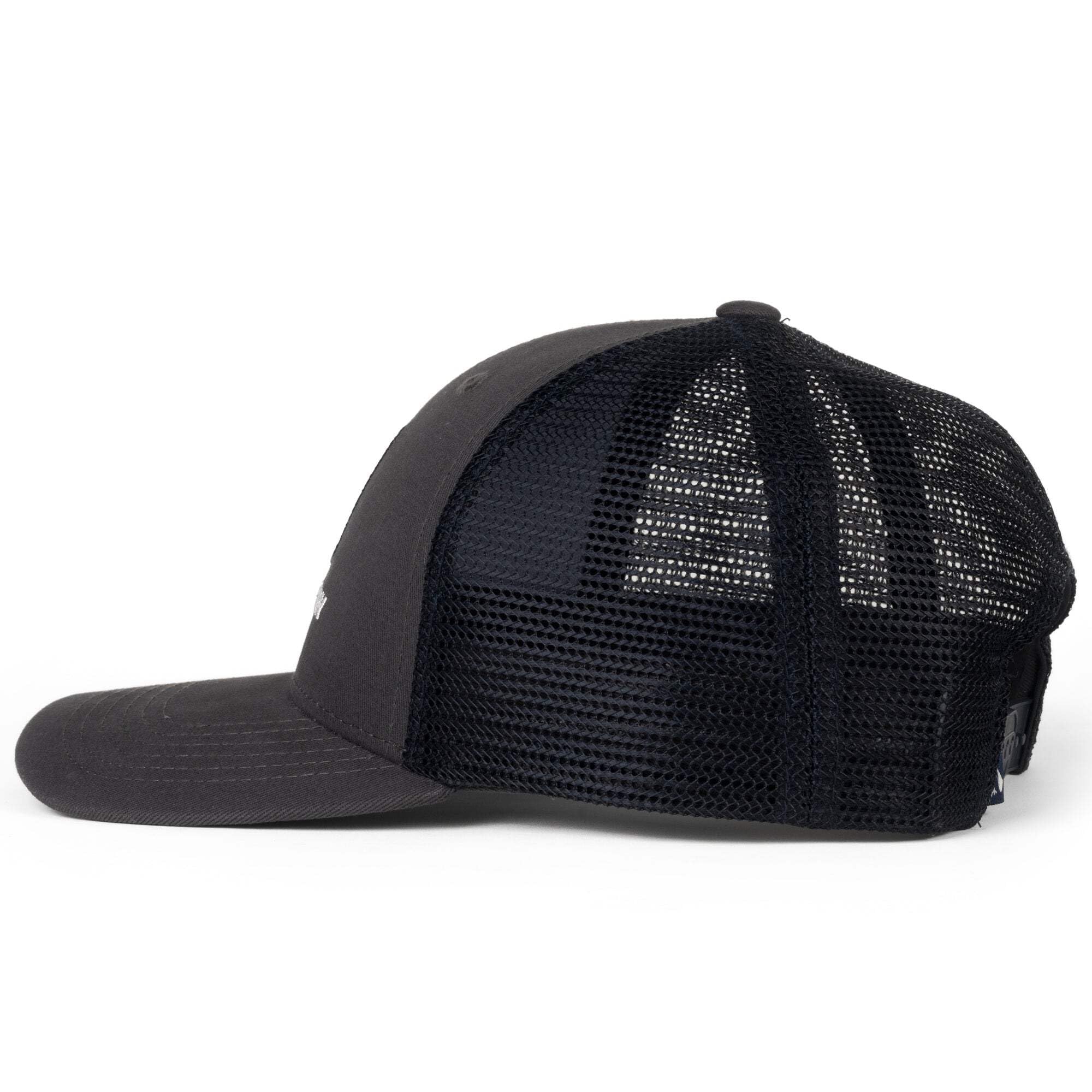 Fish Hippie Trucker Hat - Stylish & Comfortable Adjustable Mesh Cap for Men & Women - Perfect for Fishing, Outdoor Adventures & Casual Wear