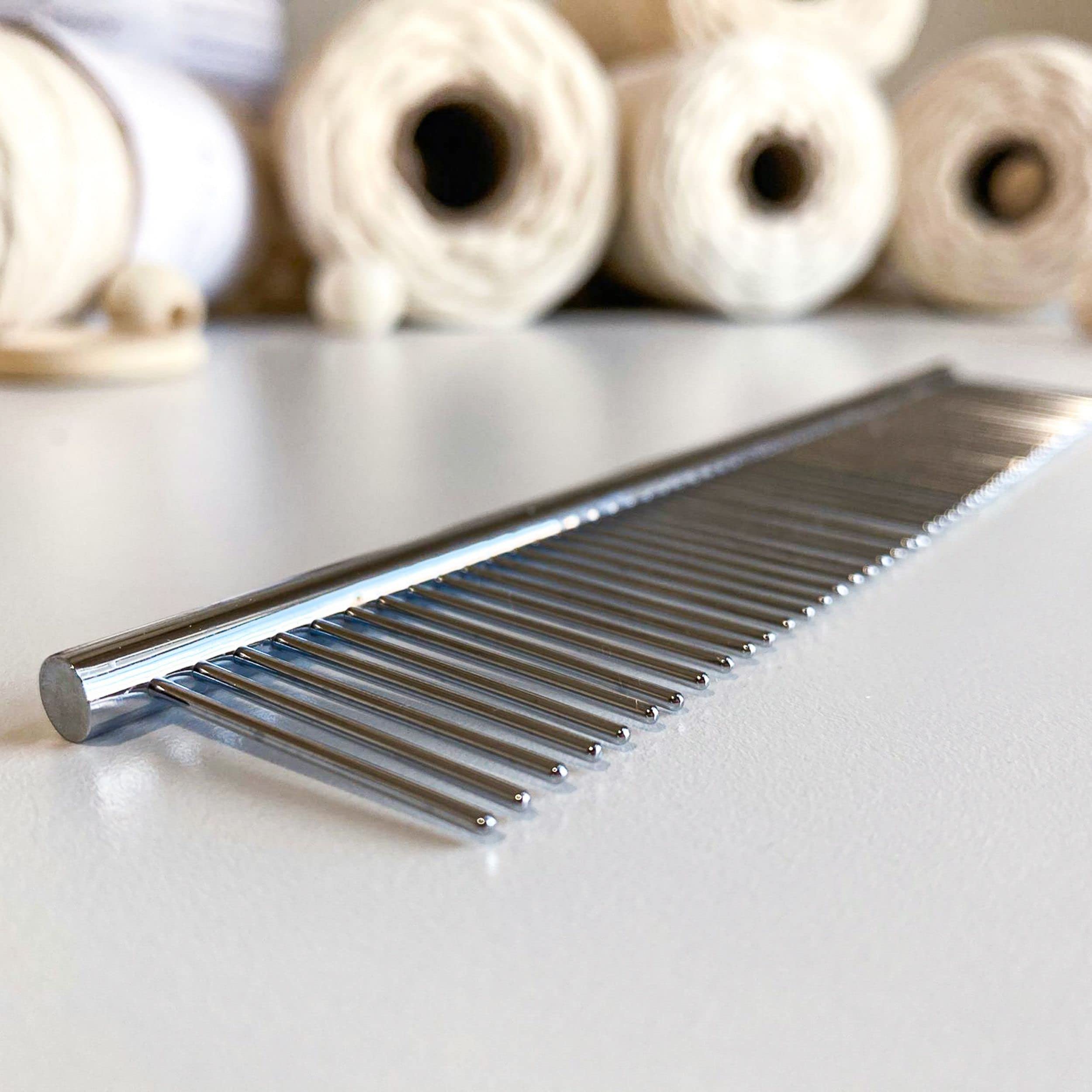 BOCHIKNOT Macrame Fringe Comb - Stainless Steel Craft Comb for Fiber Macrame & Knotting - DIY Macrame Tools for Cotton Cord Rope - Wall Hanging & Plant Hanger Supplies - Perfect for Home Decor and Boho Crafts
